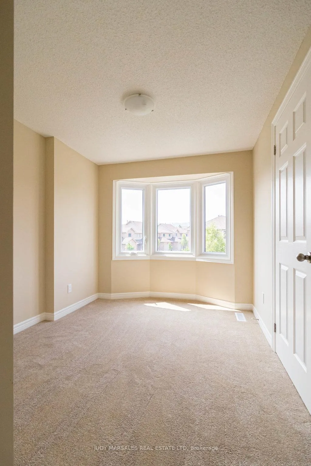 Photo 23 of Unit 19, 503 Highway 8, Hamilton, Stoney Creek — HOMEH