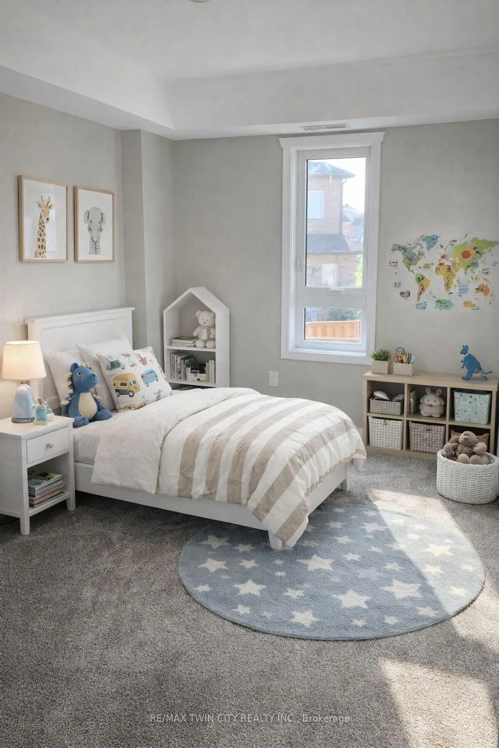 Photo 3 of Unit B5, 1331 Countrystone Drive, Kitchener — HOMEH