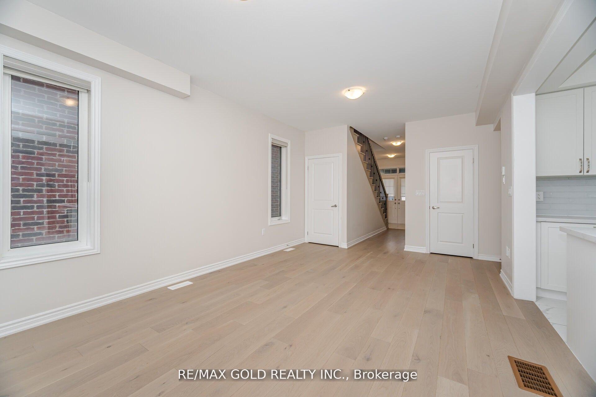 Photo 6 of 50 Prudhoe Terrace, Barrie, Rural Barrie Southeast — HOMEH
