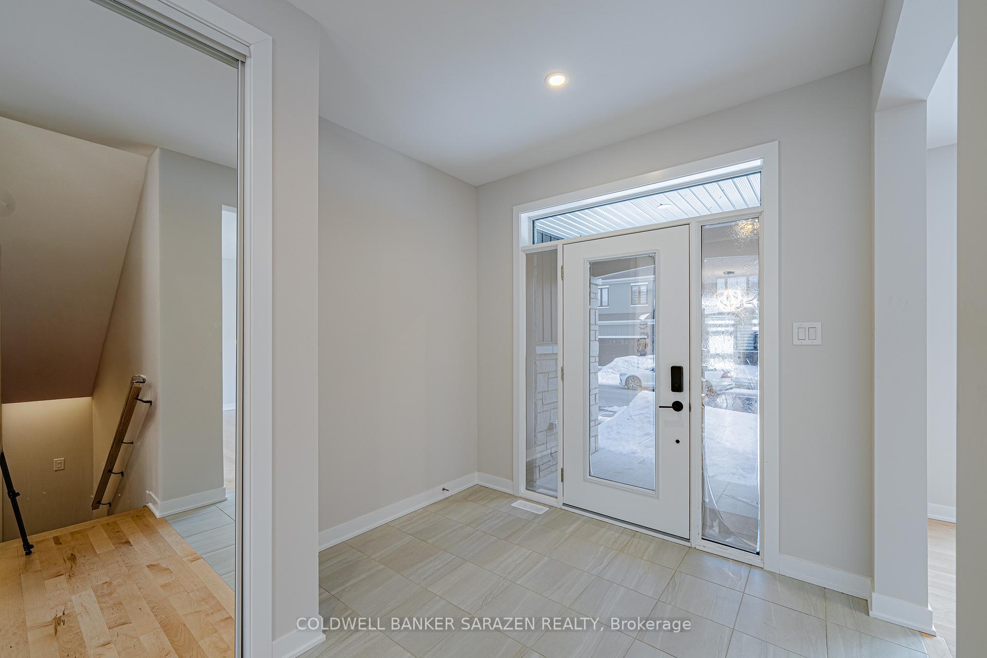 Photo 6 of 753 Eminence Street, Ottawa, Barrhaven - Half Moon Bay — HOMEH