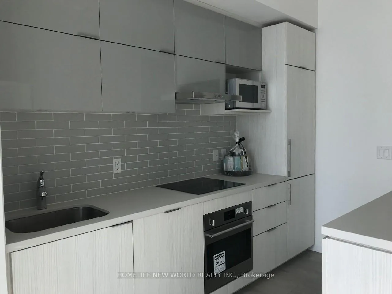 Photo 8 of Unit 405, 8 Rouge Valley Drive, Markham, Unionville — HOMEH