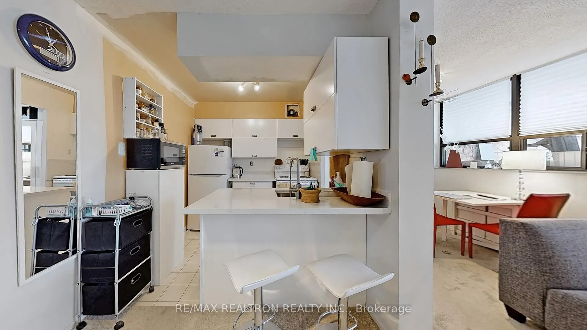 Photo 14 of Unit 609, 120 St. Patrick Street, Toronto, Kensington-Chinatown — HOMEH