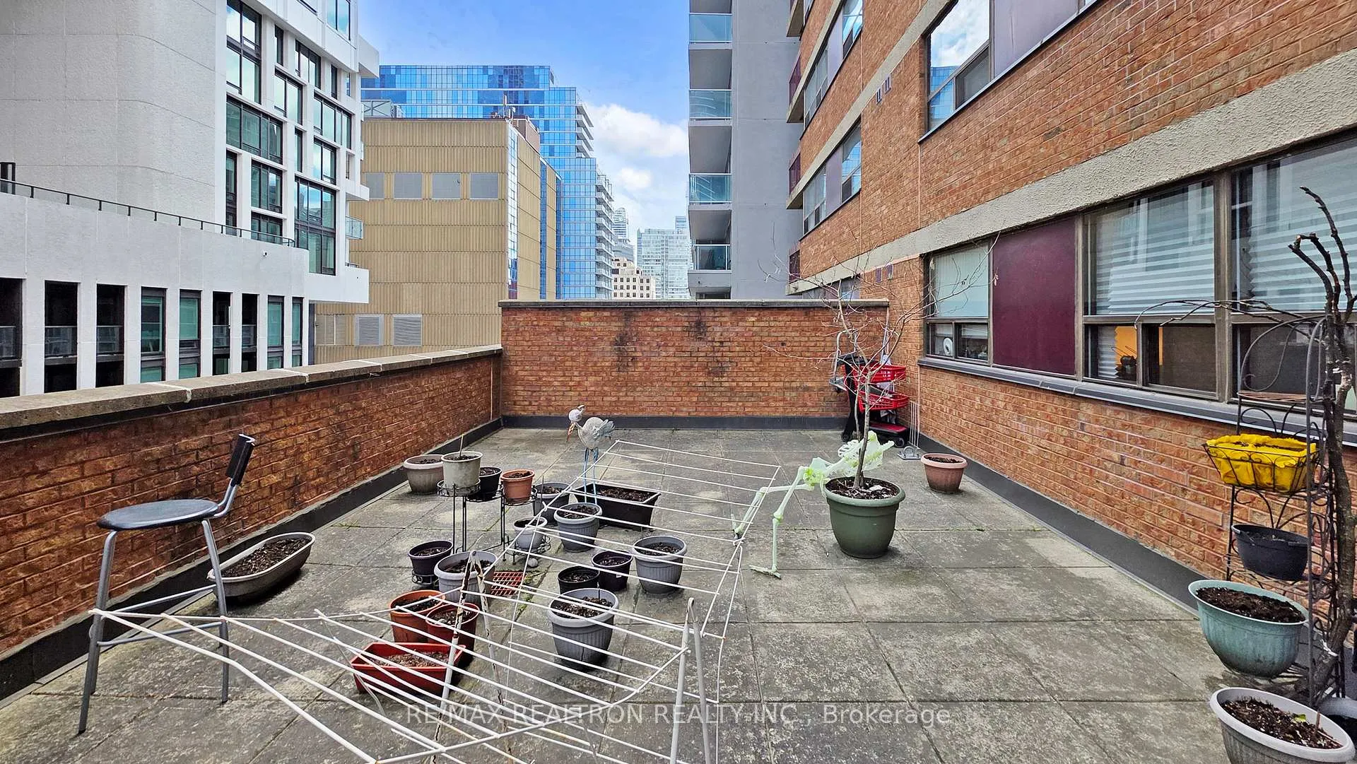 Photo 26 of Unit 609, 120 St. Patrick Street, Toronto, Kensington-Chinatown — HOMEH