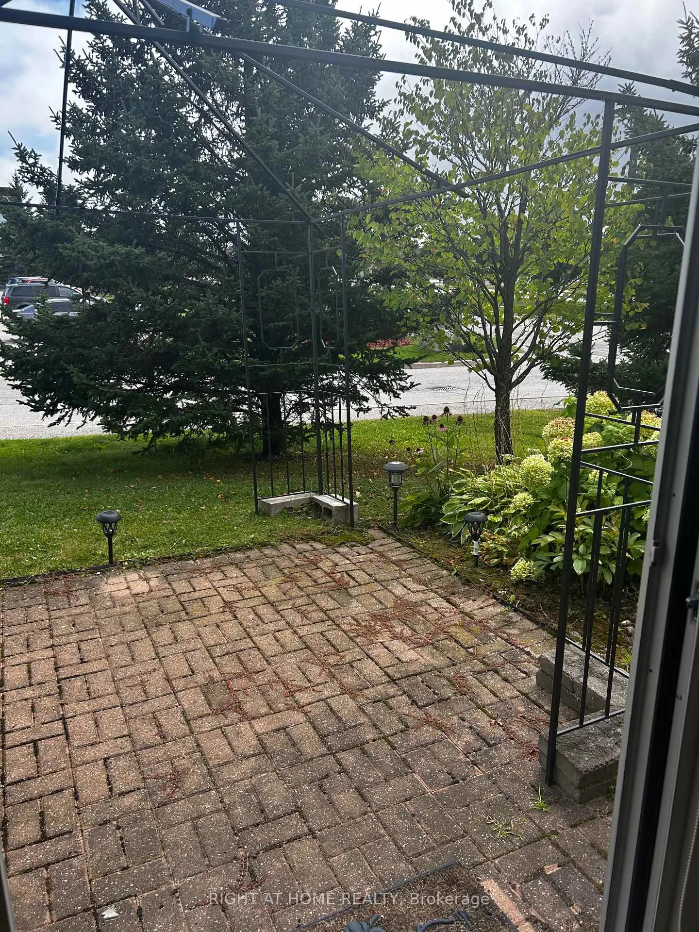 Photo 21 of Unit 104, 90 Dean Avenue, Barrie, Painswick South — HOMEH