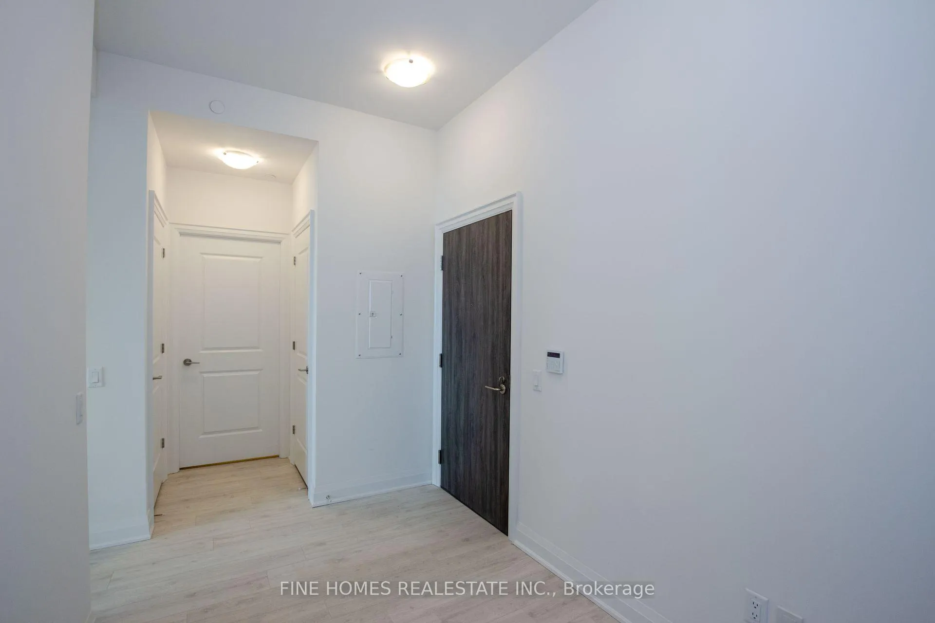 Photo 5 of Unit 206, 10 Gatineau Drive, Vaughan, Beverley Glen — HOMEH