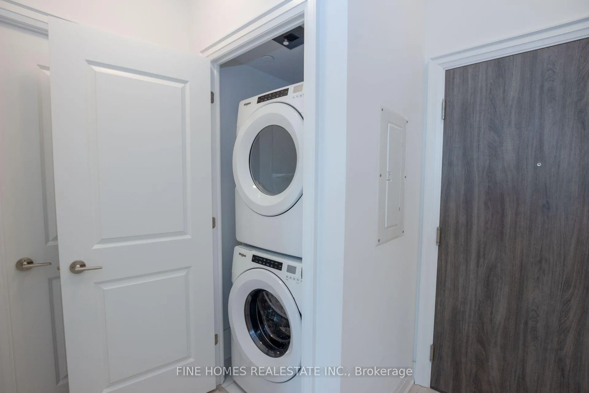 Photo 6 of Unit 206, 10 Gatineau Drive, Vaughan, Beverley Glen — HOMEH