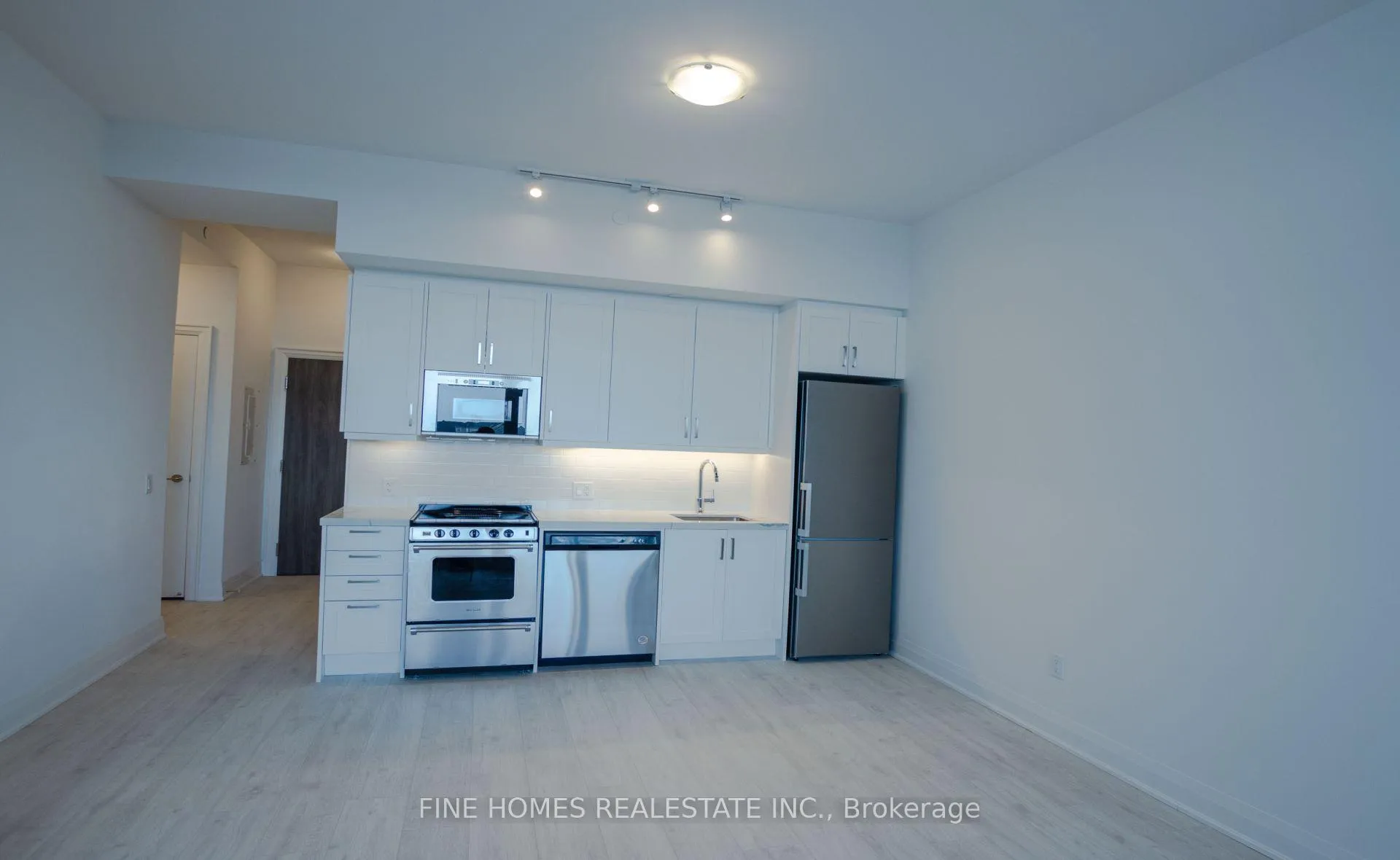 Photo 14 of Unit 206, 10 Gatineau Drive, Vaughan, Beverley Glen — HOMEH