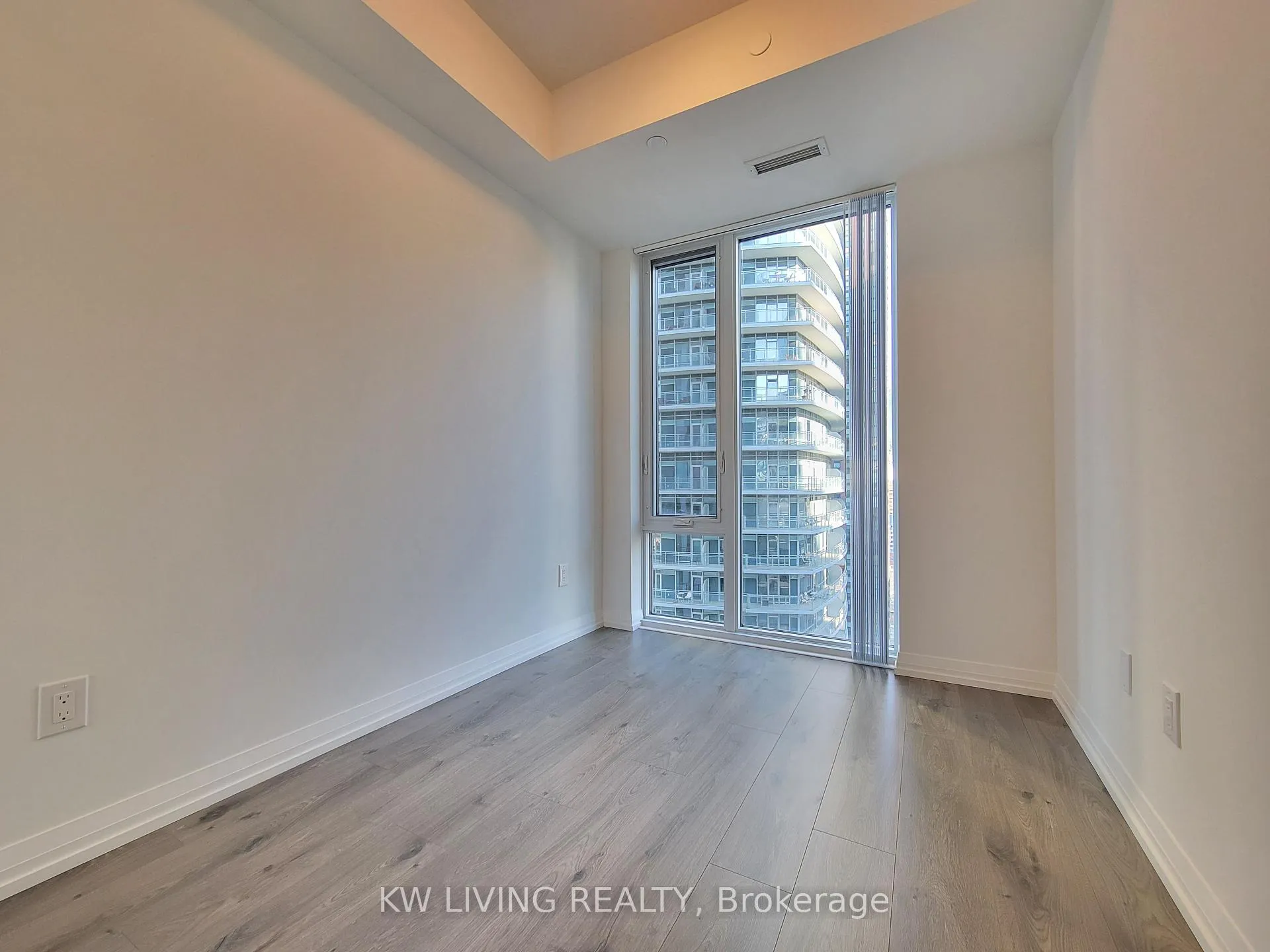Photo 9 of Unit 2809, 8 Widmer Street, Toronto, Waterfront Communities — HOMEH