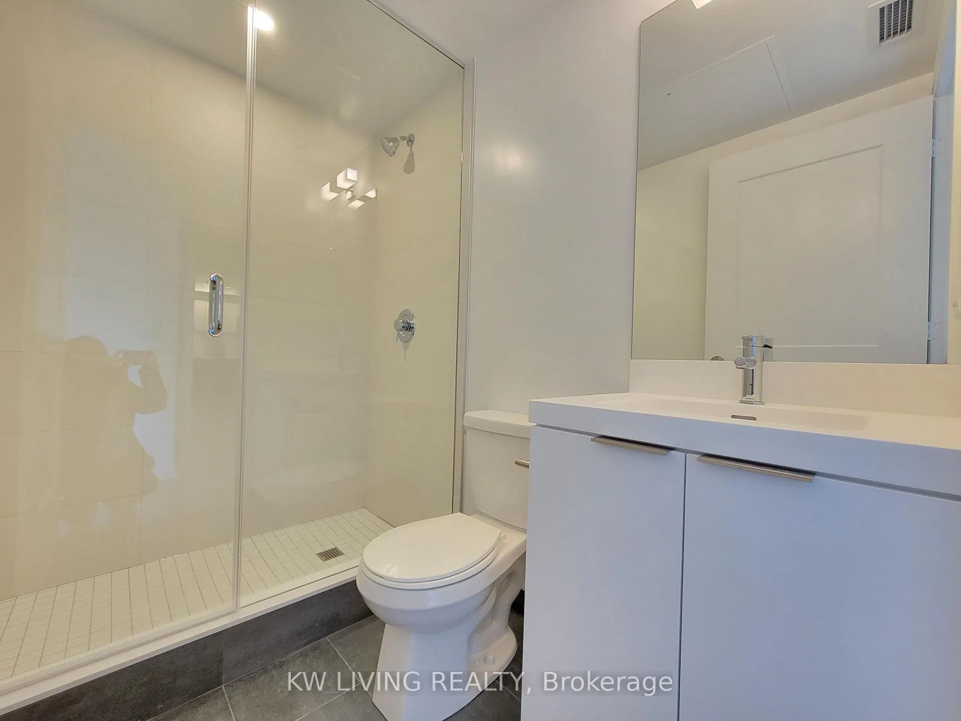 Photo 11 of Unit 2809, 8 Widmer Street, Toronto, Waterfront Communities — HOMEH
