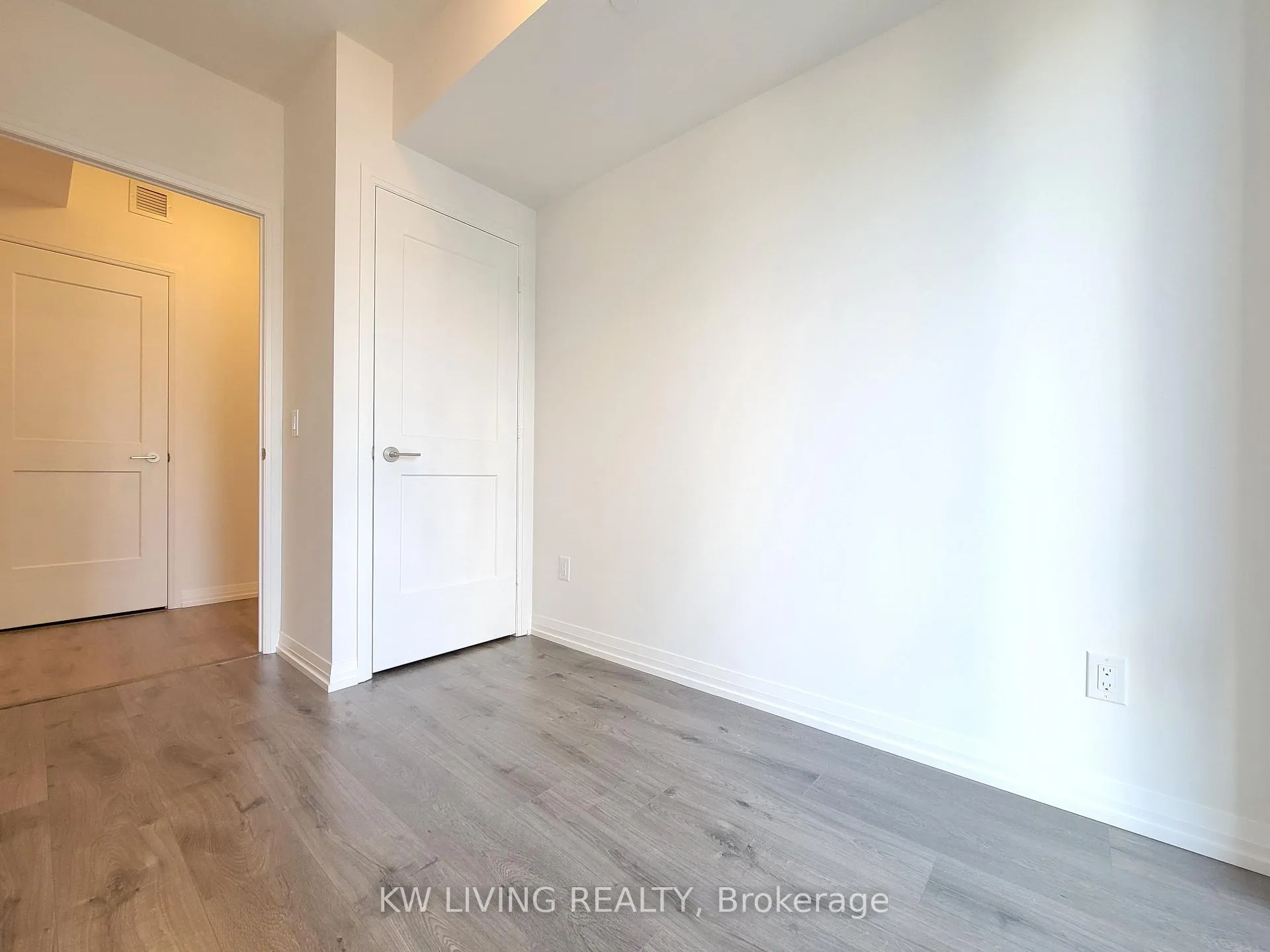 Photo 17 of Unit 2809, 8 Widmer Street, Toronto, Waterfront Communities — HOMEH