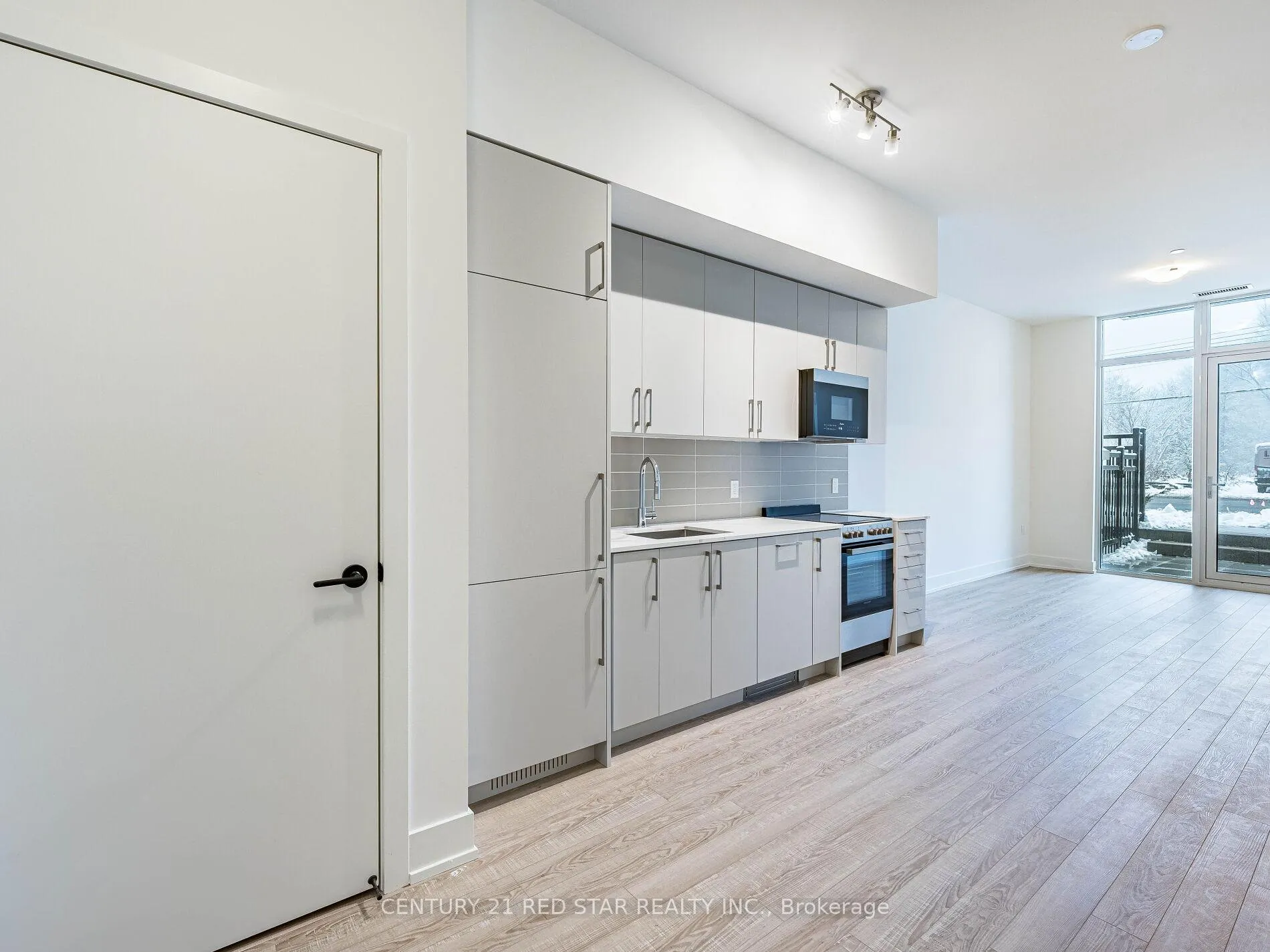 Photo 8 of Unit 119, 2075 King Road, King, King City — HOMEH