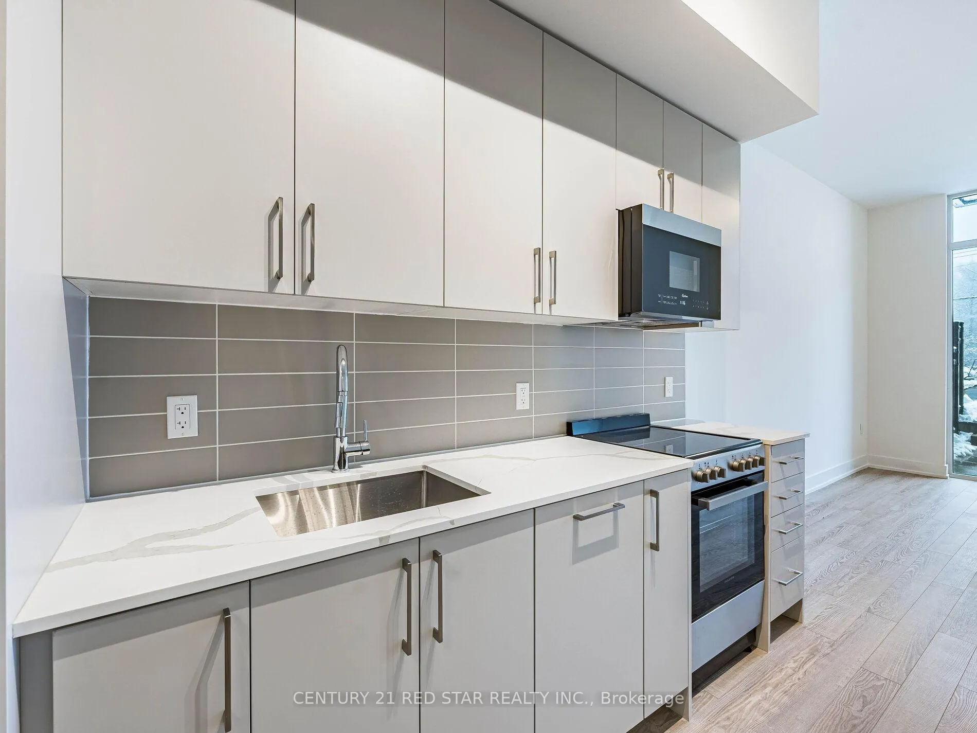 Photo 9 of Unit 119, 2075 King Road, King, King City — HOMEH