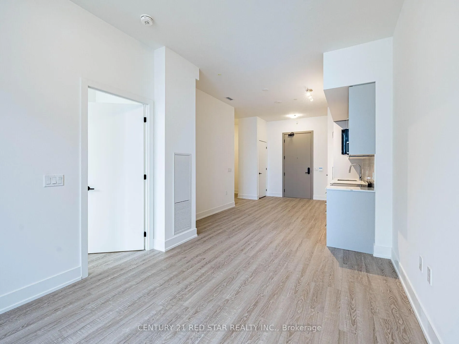 Photo 17 of Unit 119, 2075 King Road, King, King City — HOMEH