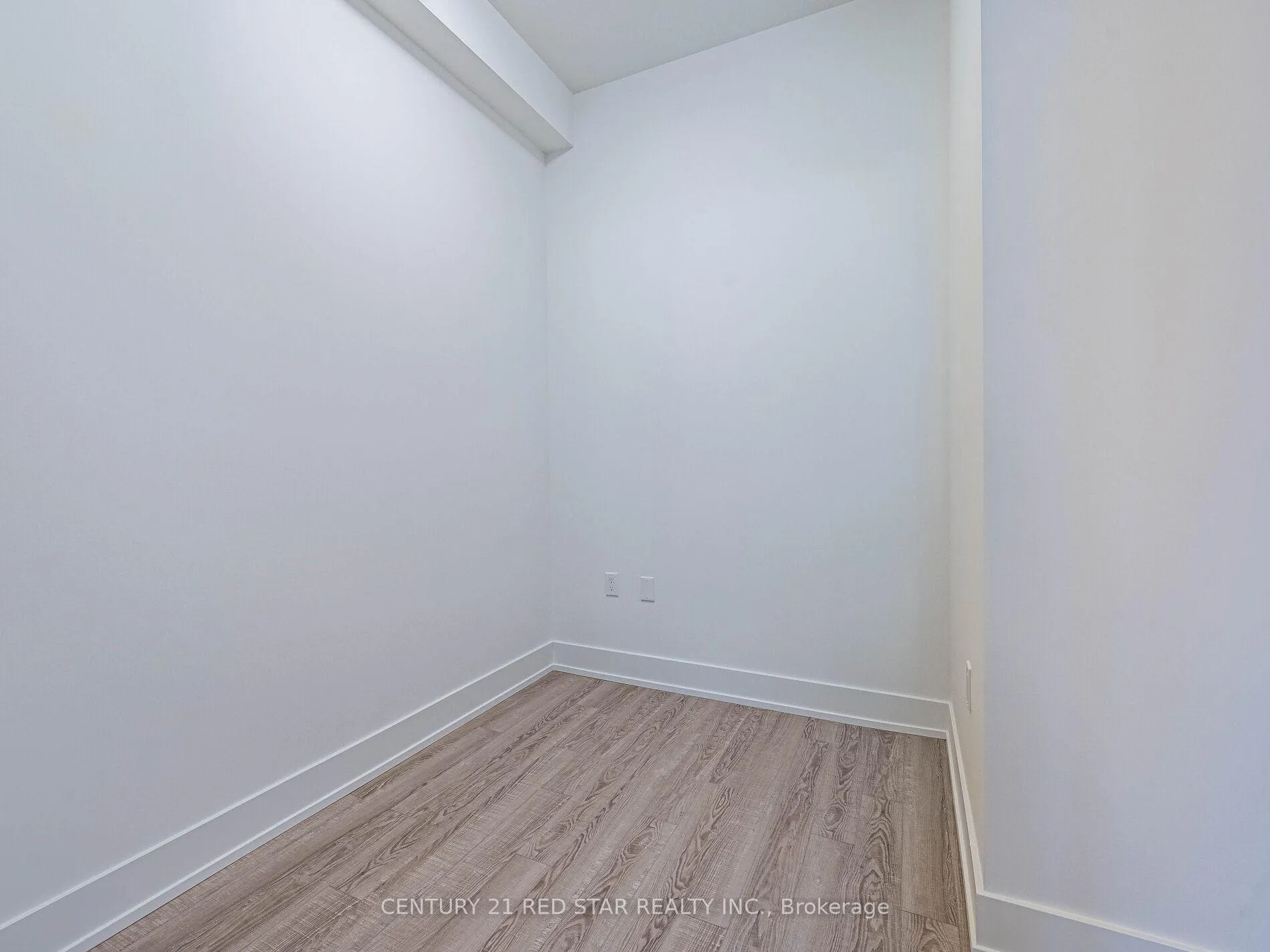 Photo 27 of Unit 119, 2075 King Road, King, King City — HOMEH