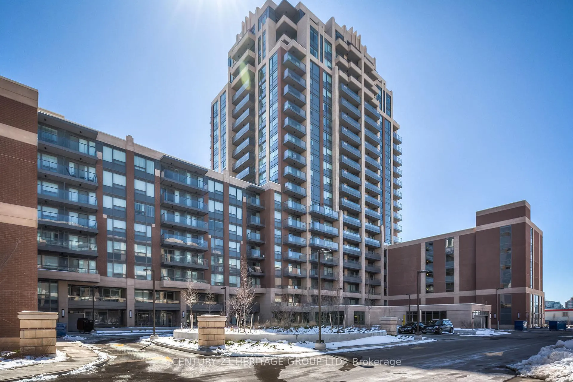 Photo 1 of Unit A117, 18 Uptown Drive, Markham, Unionville — HOMEH