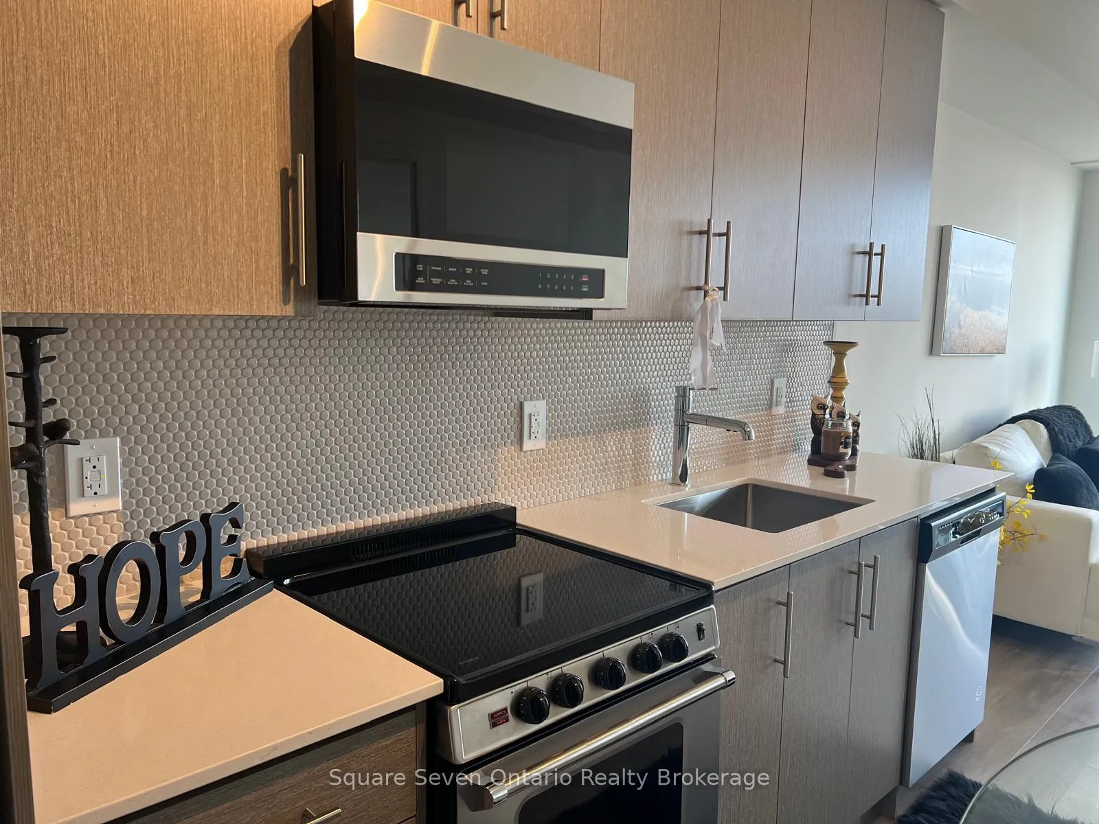 Photo 2 of Unit 1301, 212 King William Street, Hamilton, Beasley — HOMEH