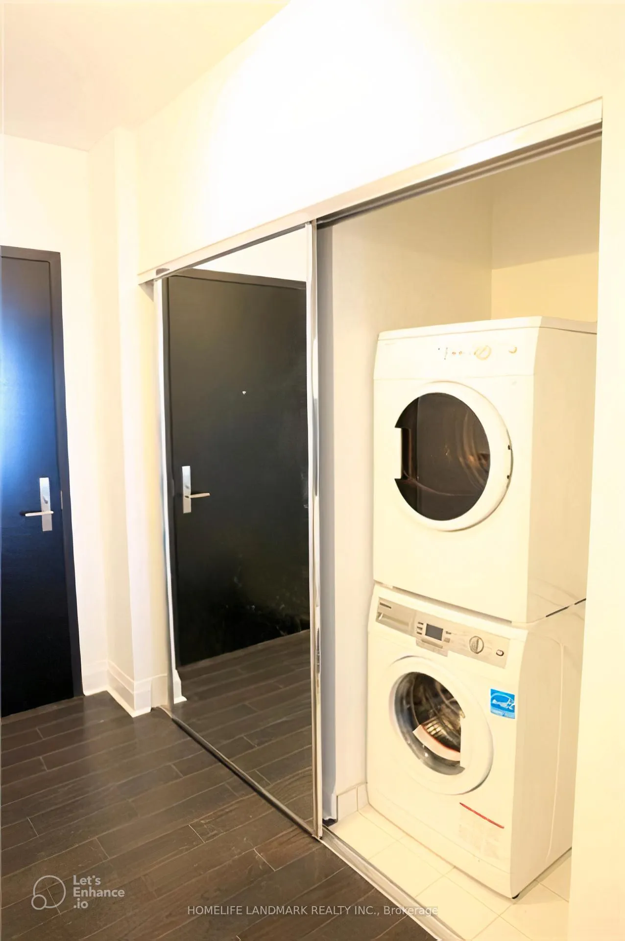 Photo 8 of Unit 4607, 1080 Bay Street, Toronto, Bay Street Corridor — HOMEH
