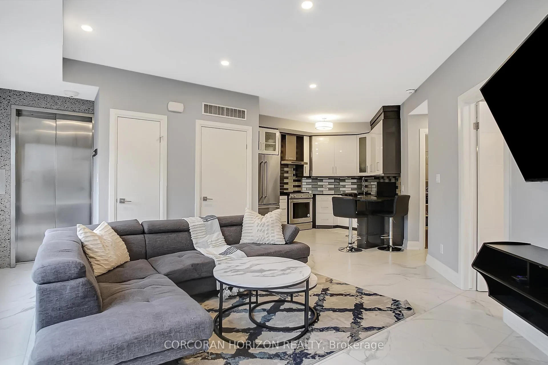 Photo 8 of Unit 302, 234 Heiman Street, Kitchener, Southdale — HOMEH