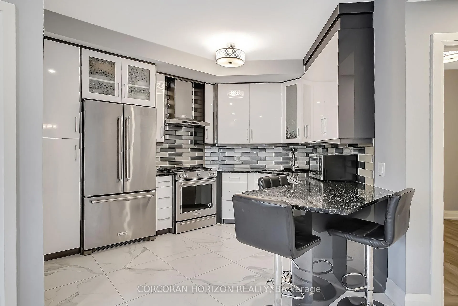Photo 12 of Unit 302, 234 Heiman Street, Kitchener, Southdale — HOMEH