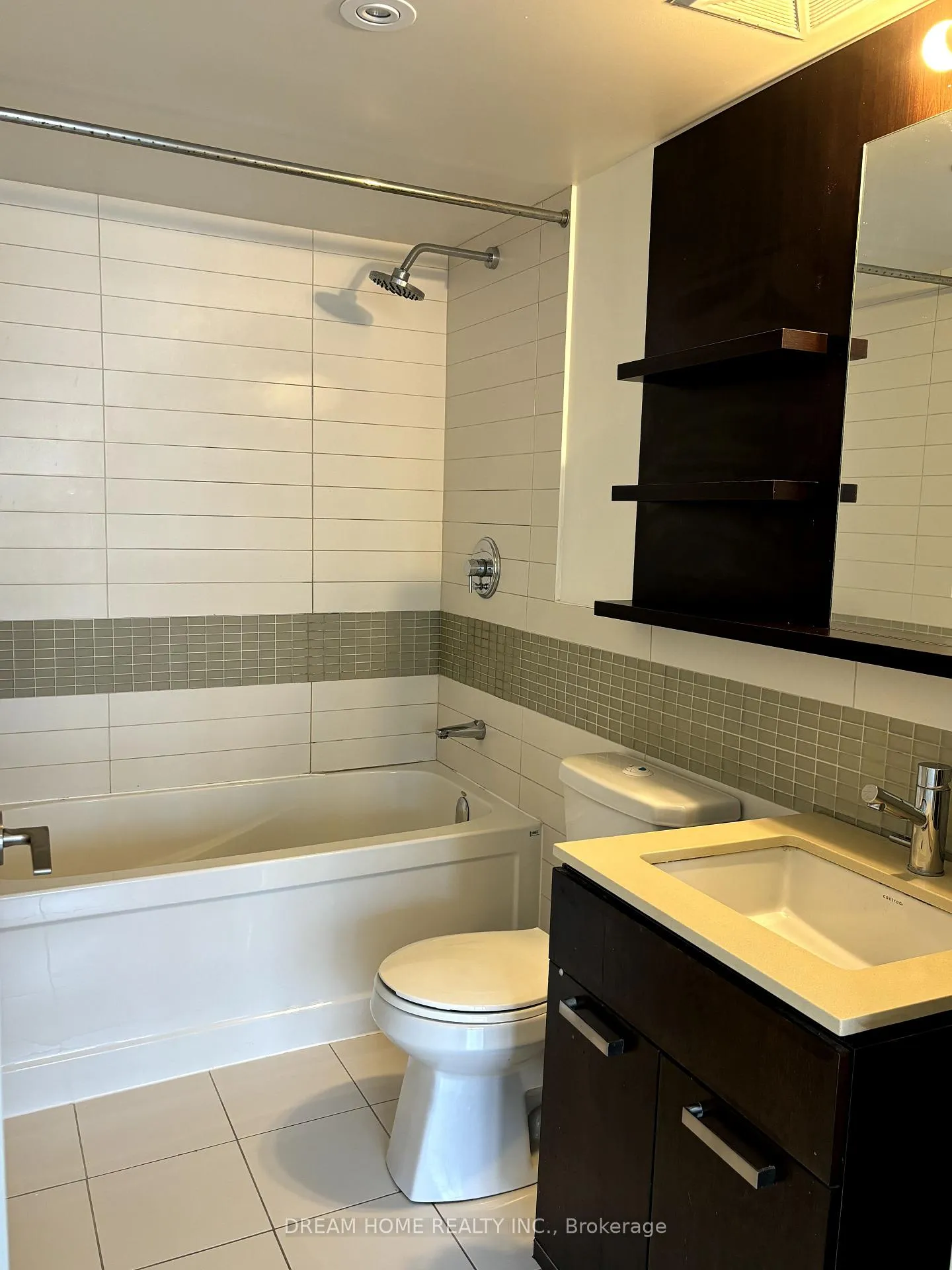 Photo 7 of Unit 614, 295 Adelaide Street W, Toronto, Waterfront Communities — HOMEH