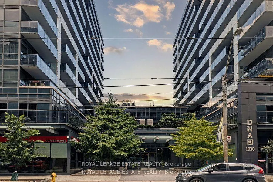 Front of Unit 1019, 1030 King Street W