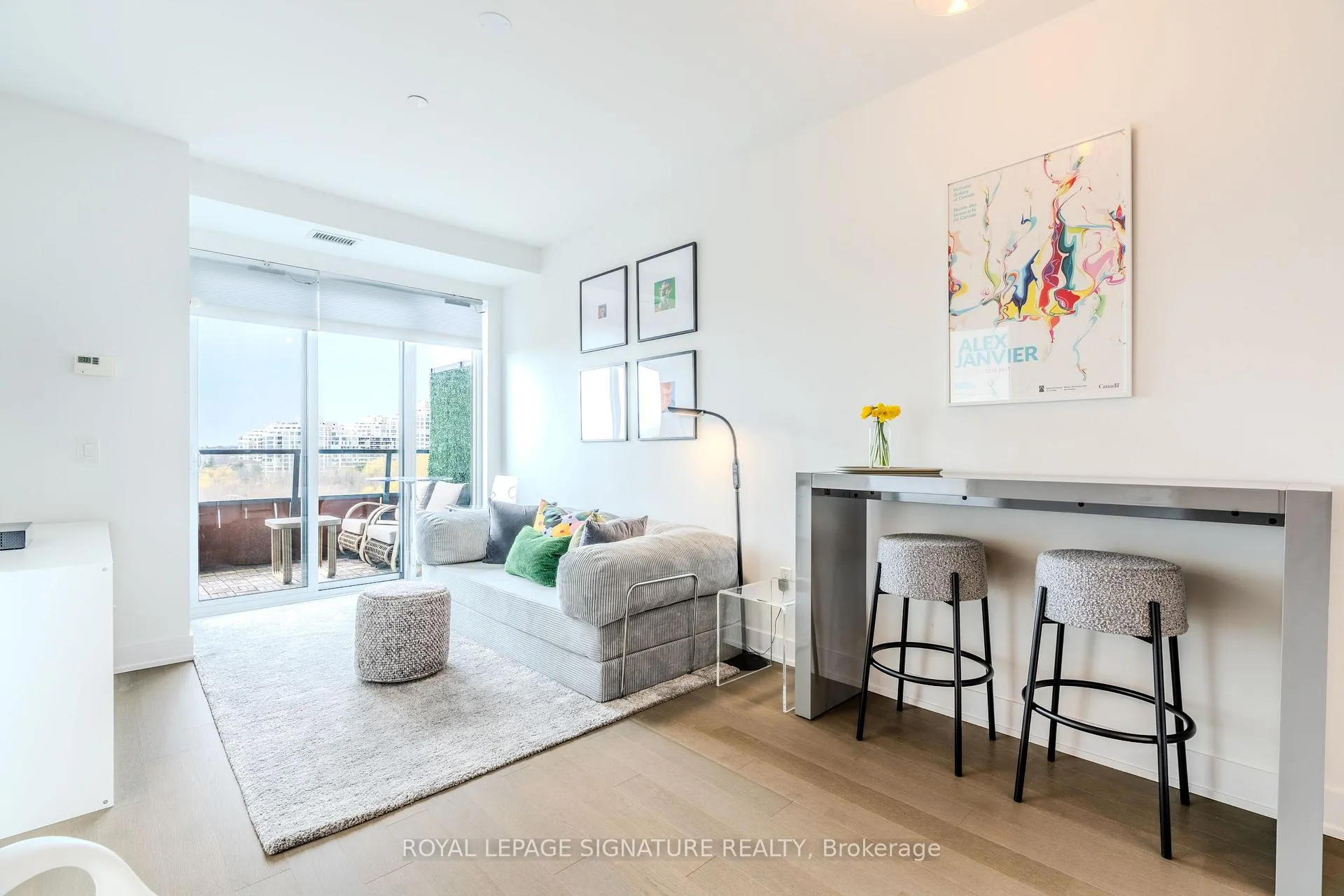 Front of Unit 515, 20 Shore Breeze Drive