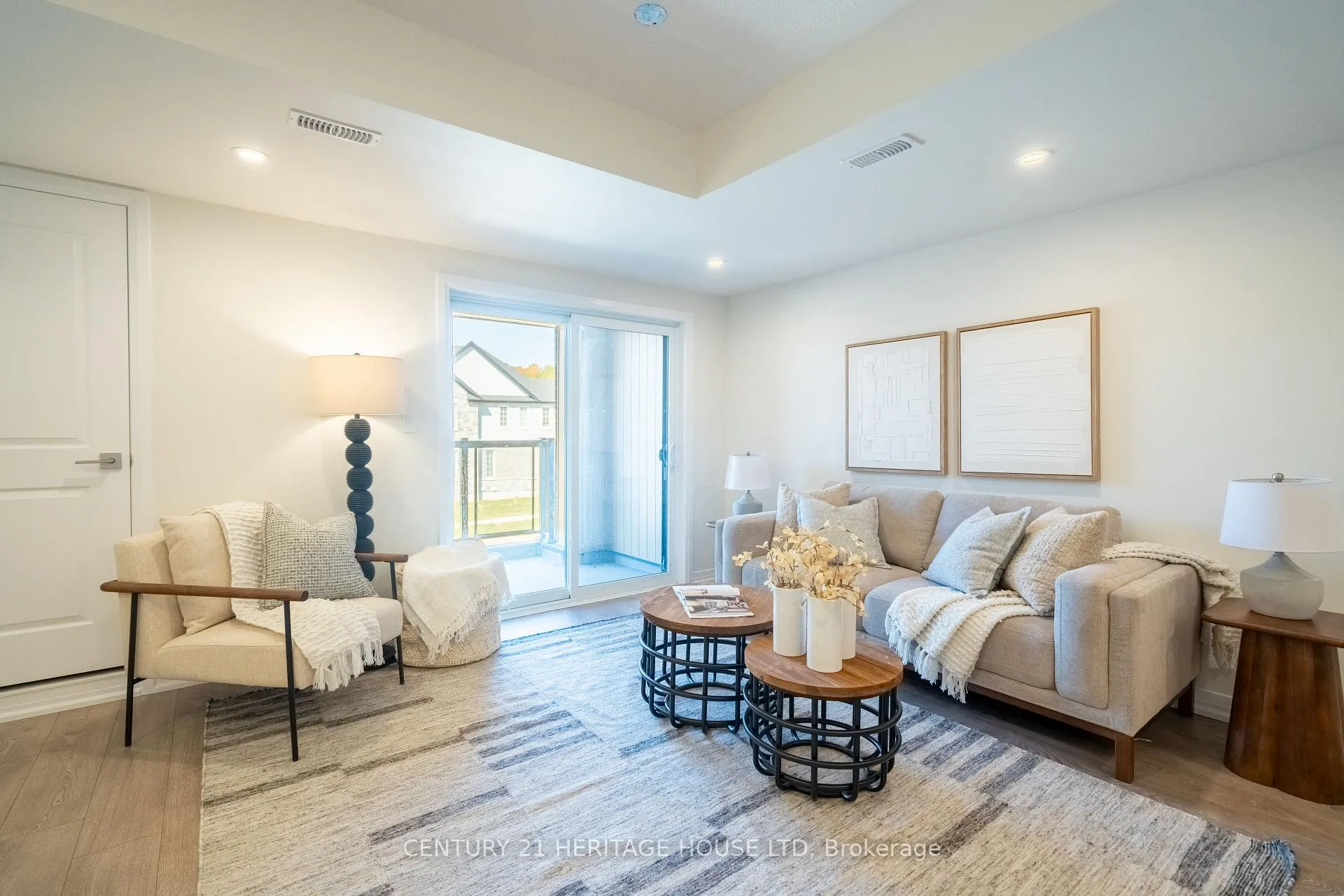 Photo 7 of 682 Benninger Drive, Kitchener — HOMEH