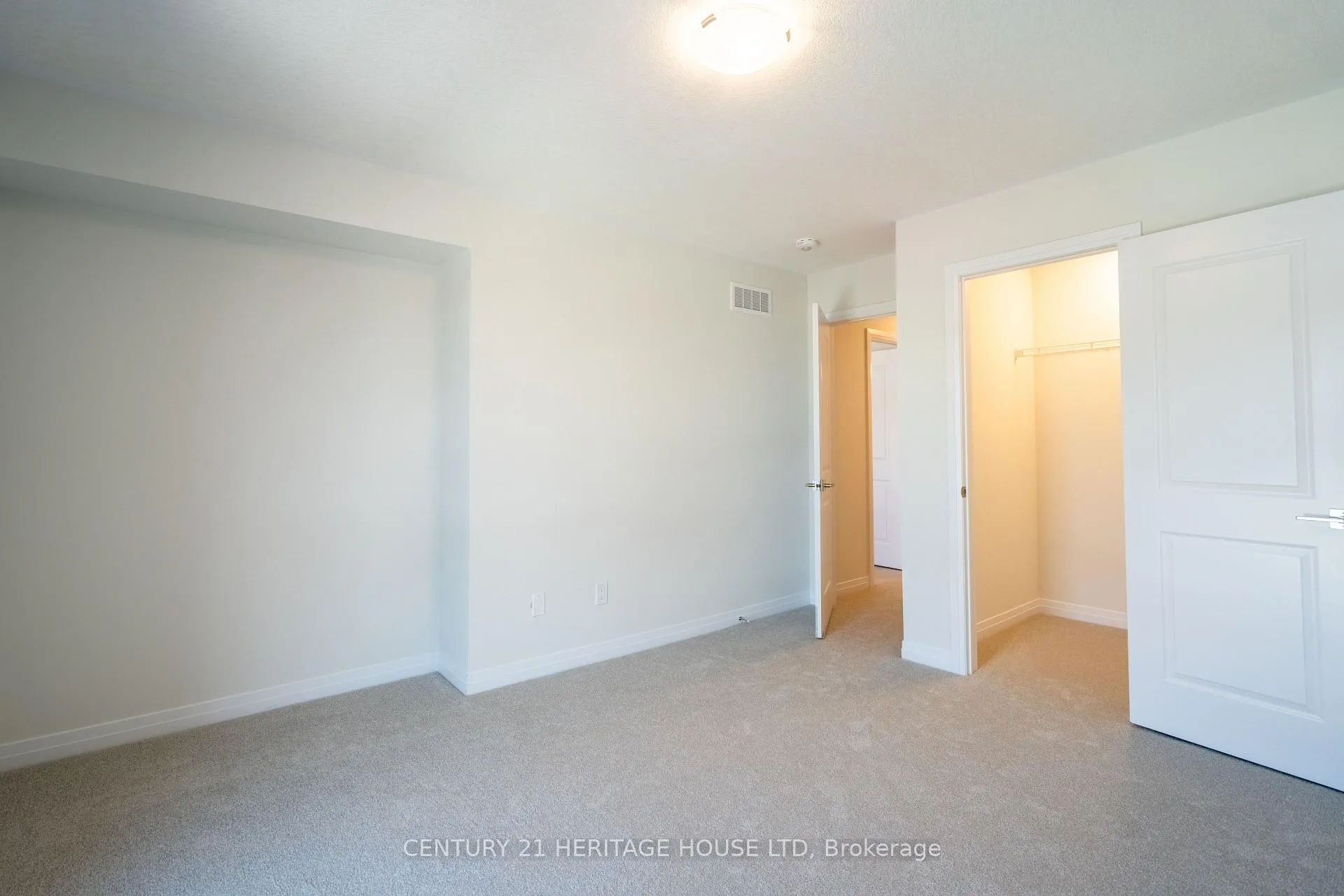 Photo 28 of 682 Benninger Drive, Kitchener — HOMEH