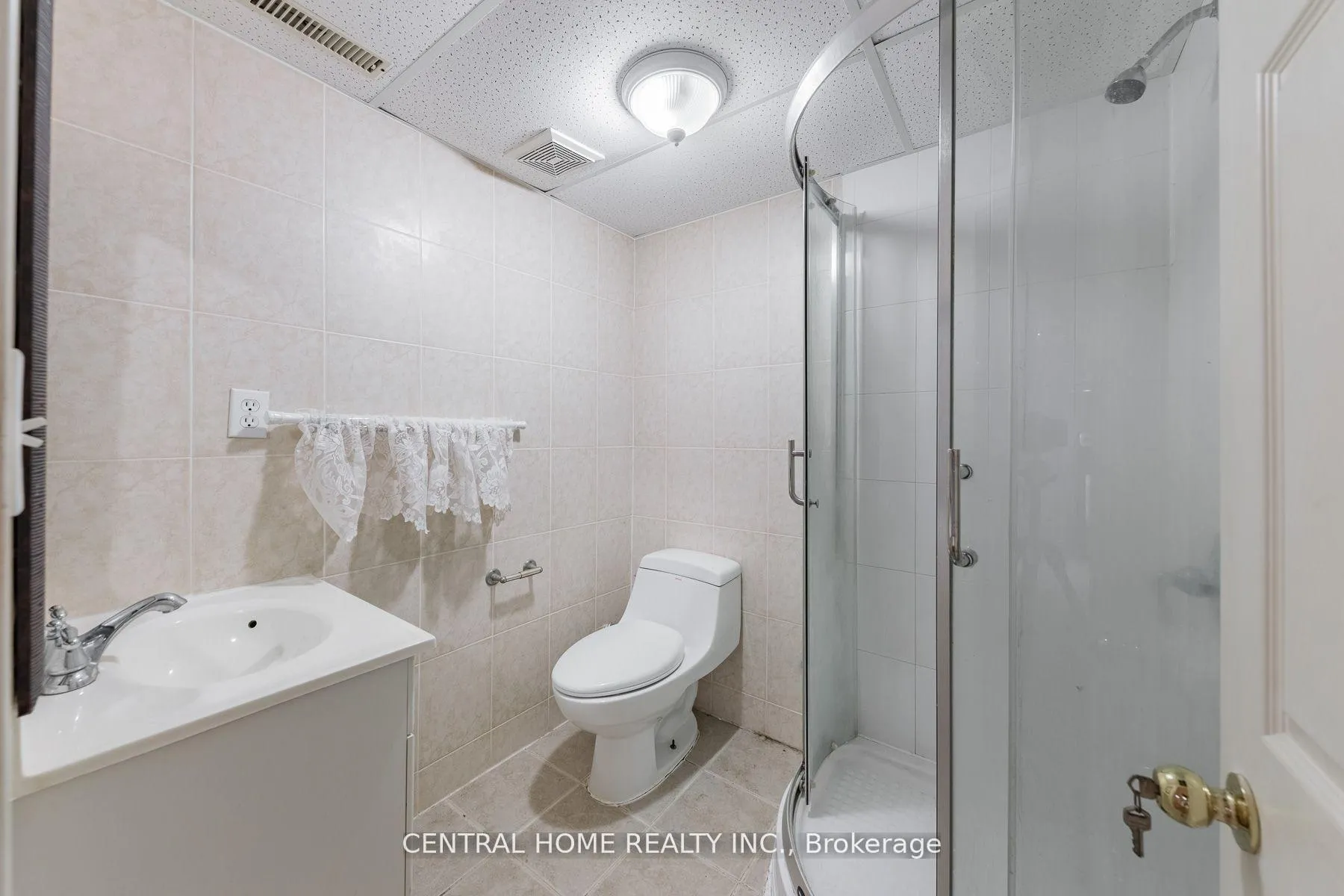 Photo 10 of Unit Bsmt, 90 Stather Crescent, Markham, Milliken Mills East — HOMEH