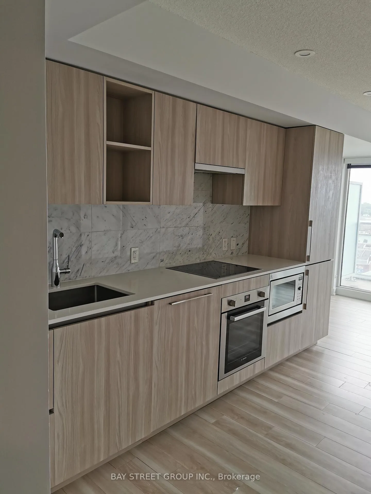 Photo 4 of Unit 1616, 17 Bathurst Street, Toronto, Waterfront Communities — HOMEH