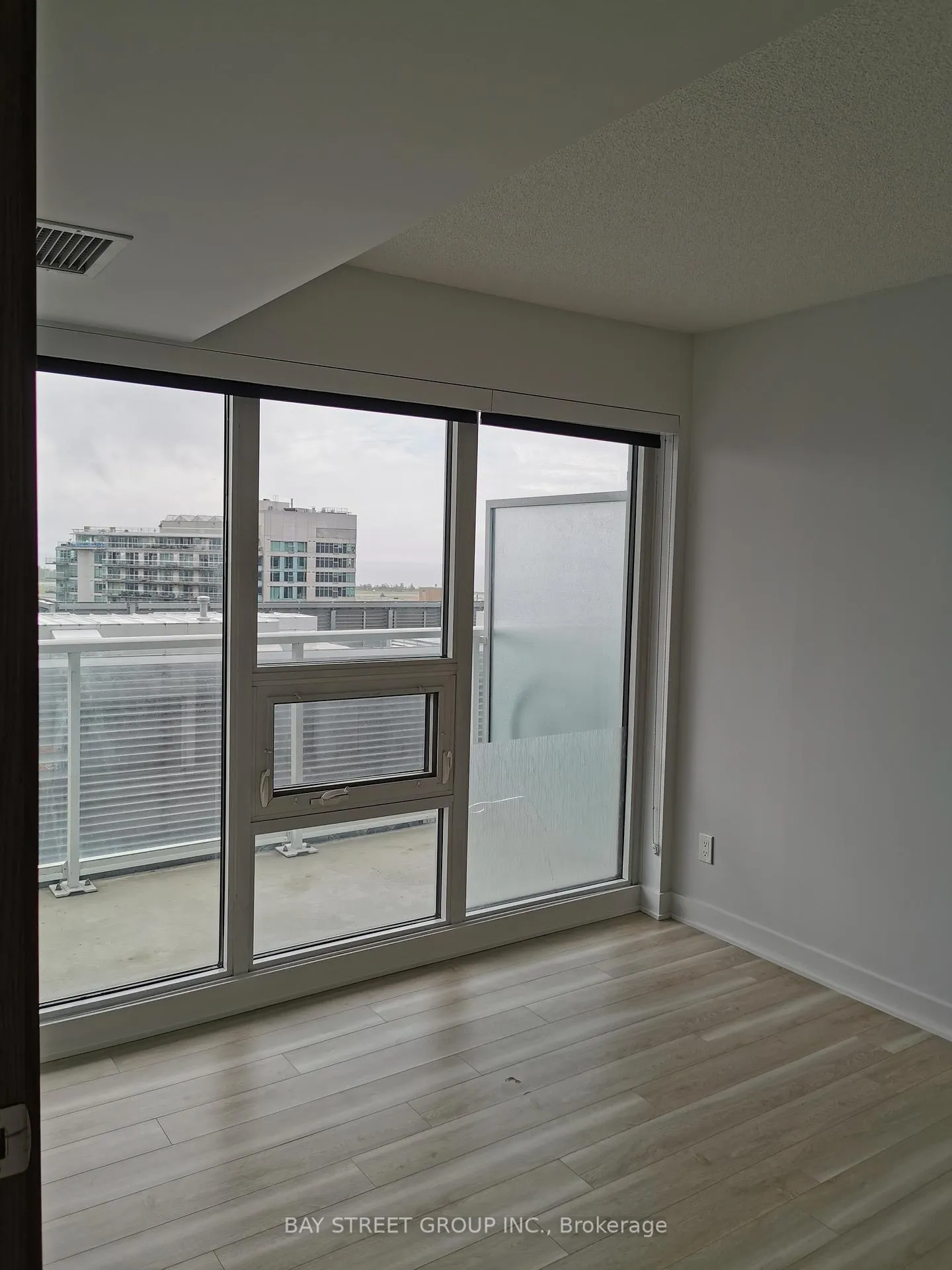 Photo 7 of Unit 1616, 17 Bathurst Street, Toronto, Waterfront Communities — HOMEH