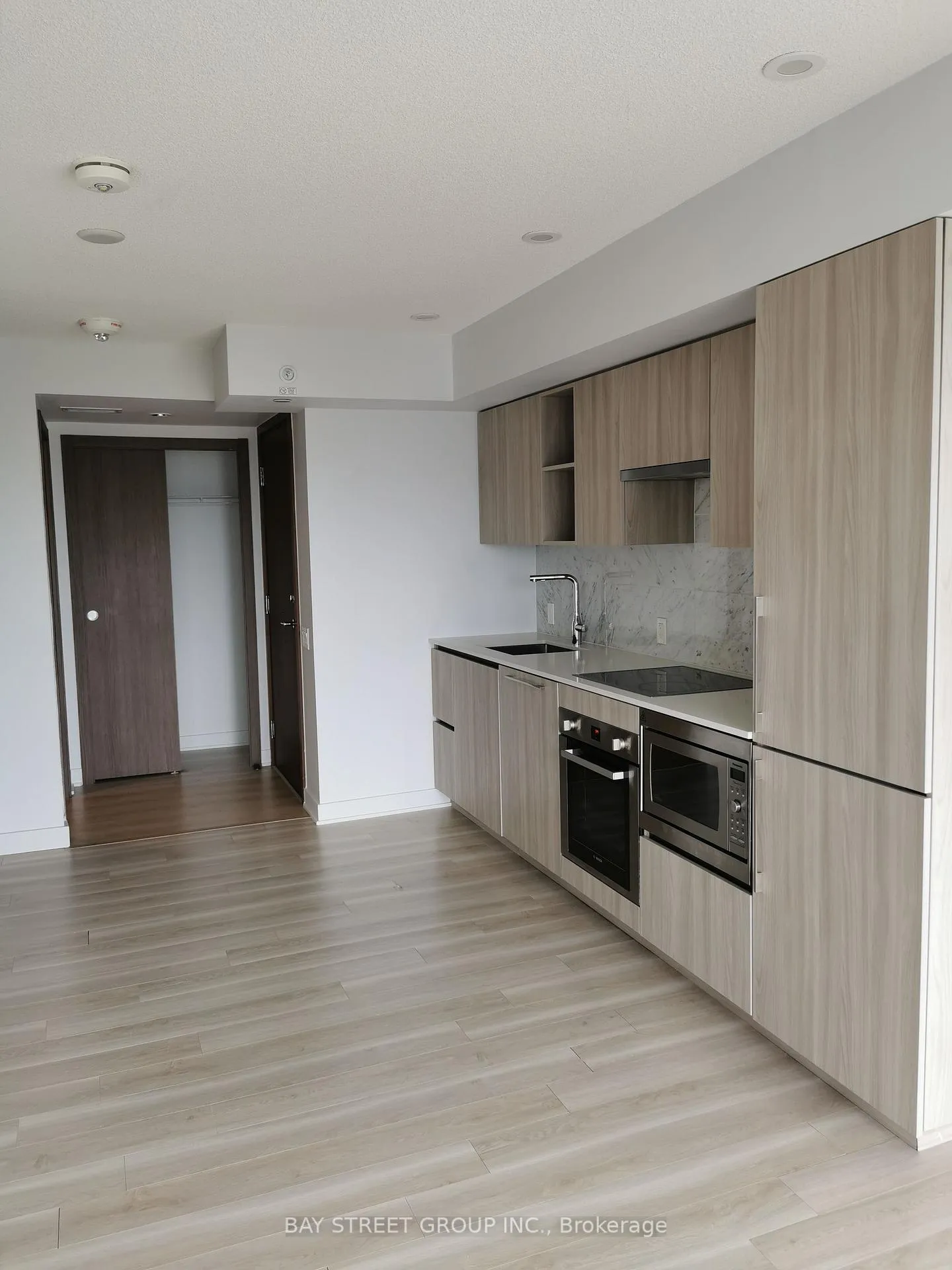 Photo 8 of Unit 1616, 17 Bathurst Street, Toronto, Waterfront Communities — HOMEH
