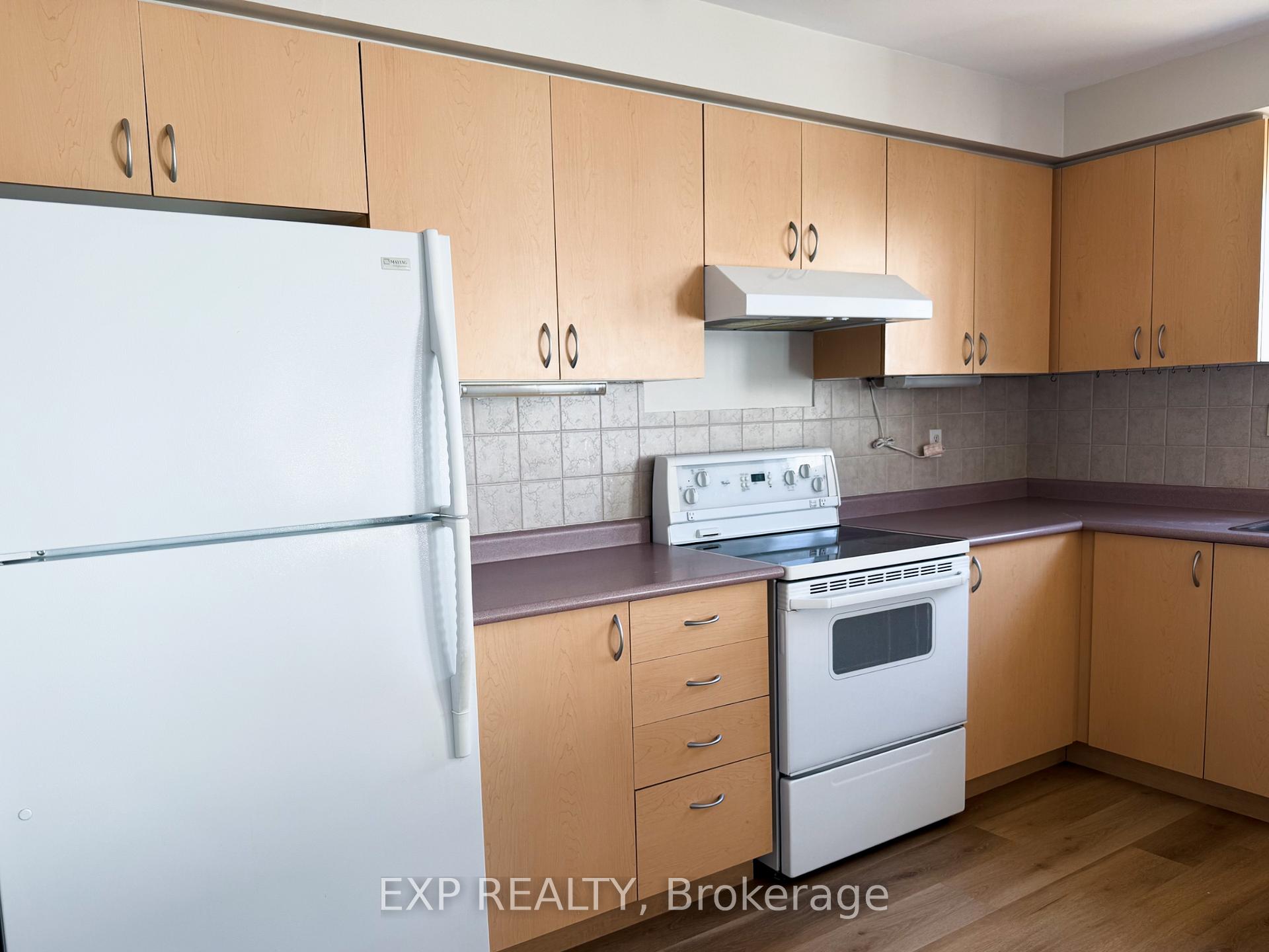Photo 12 of 58 Greenhalf Drive, Ajax, South East — HOMEH