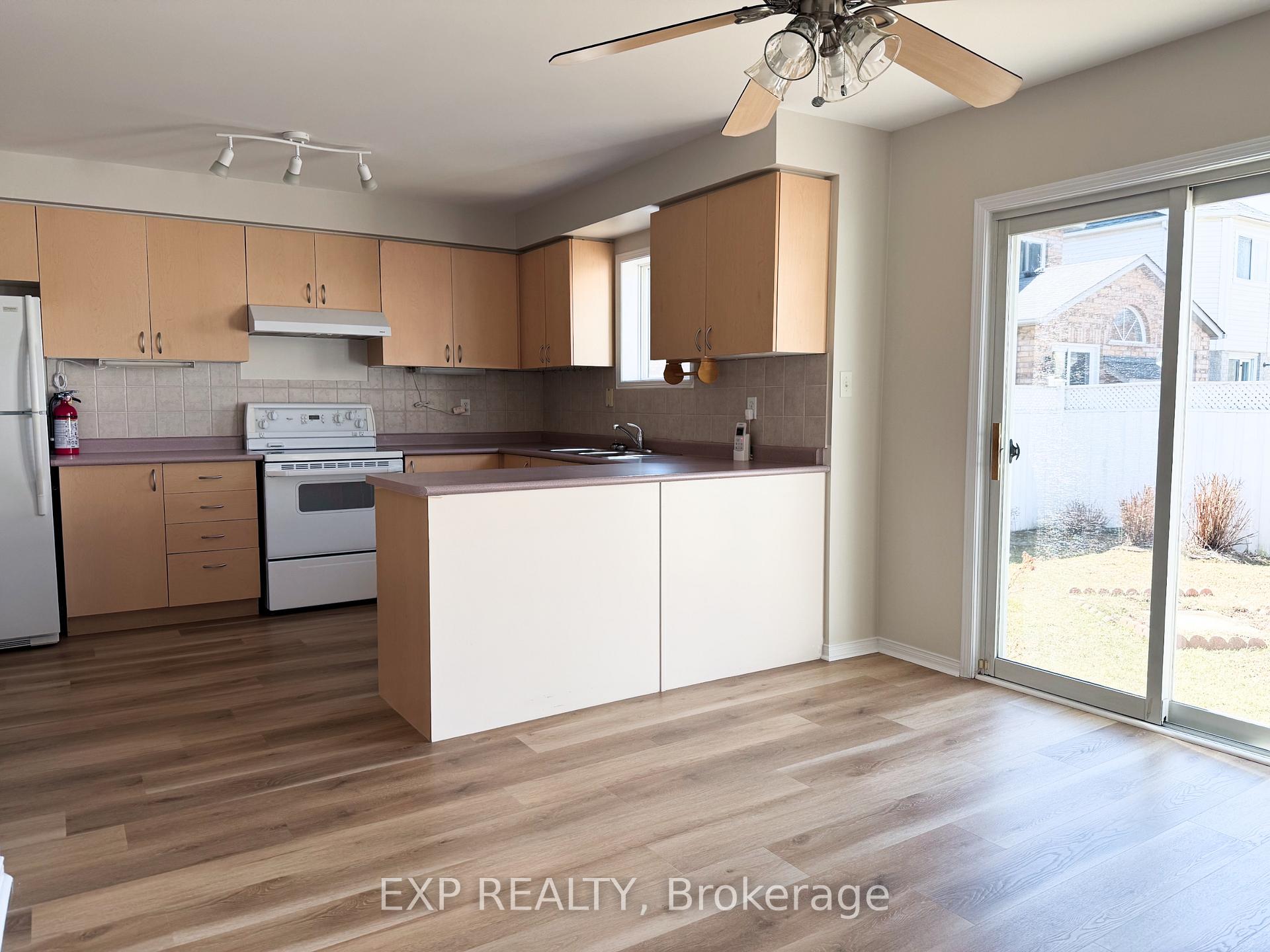 Photo 14 of 58 Greenhalf Drive, Ajax, South East — HOMEH