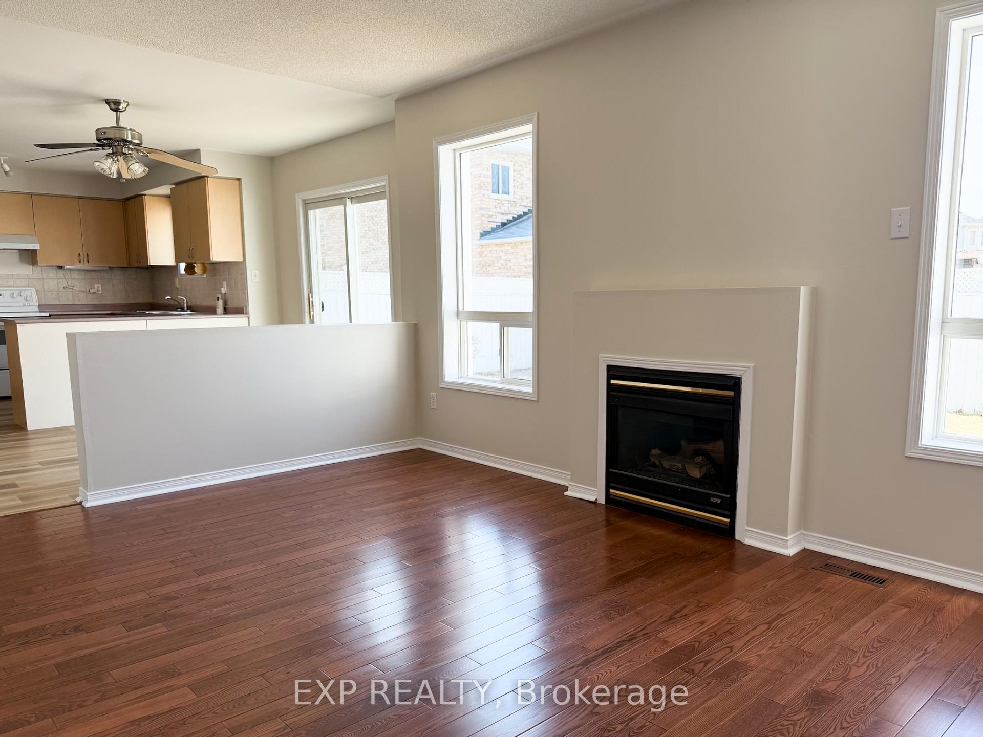 Photo 17 of 58 Greenhalf Drive, Ajax, South East — HOMEH