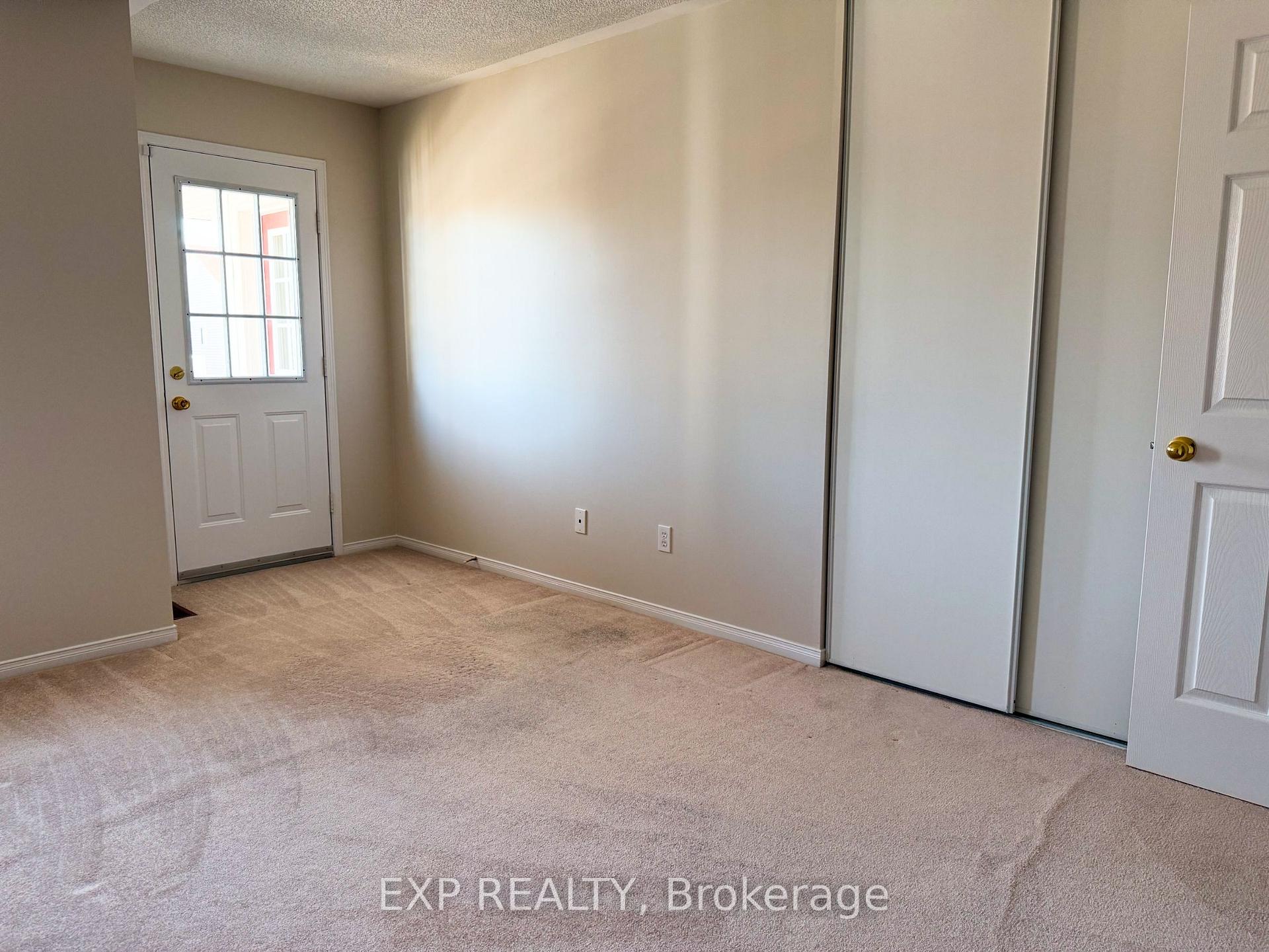 Photo 35 of 58 Greenhalf Drive, Ajax, South East — HOMEH