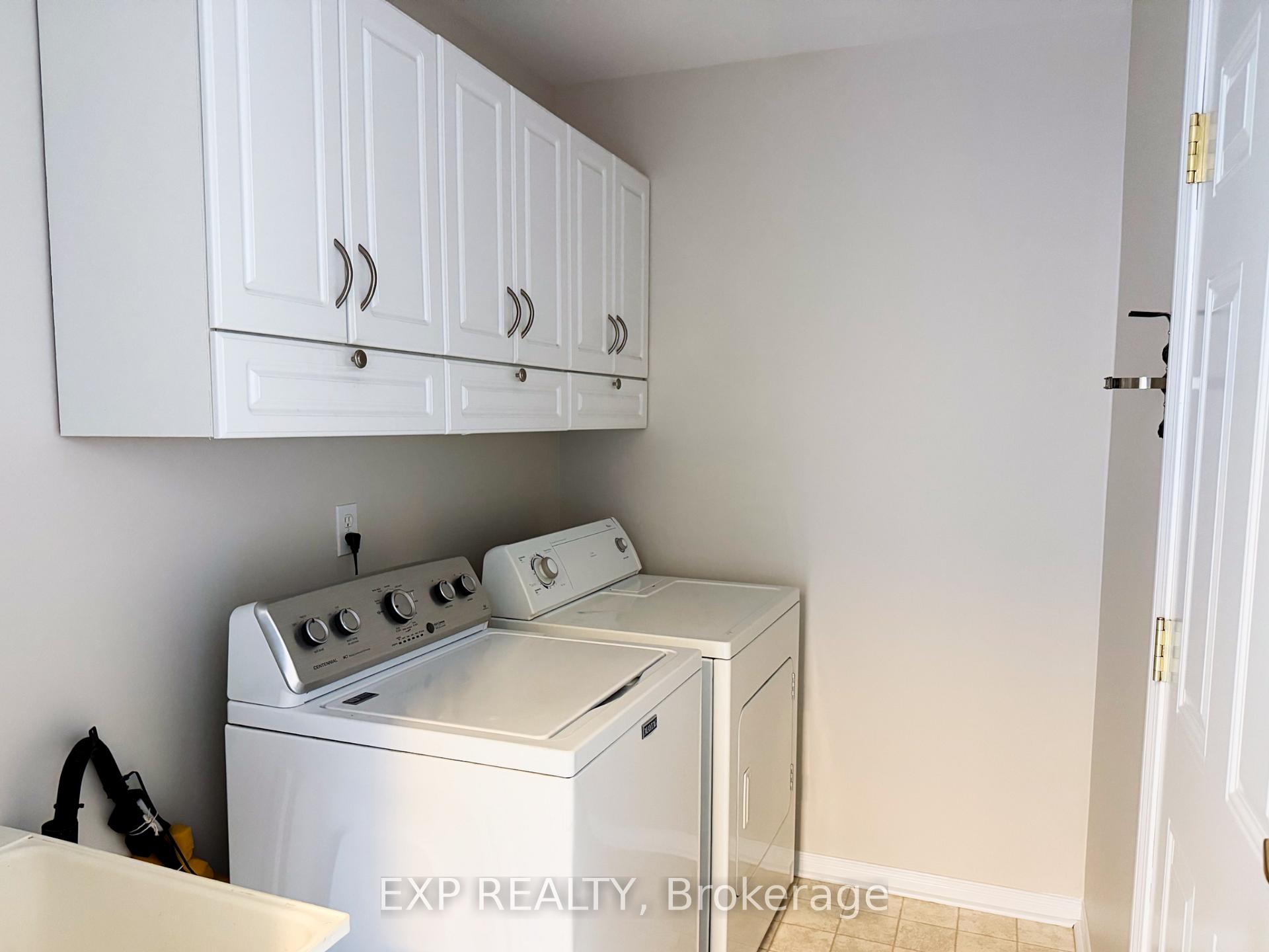 Photo 44 of 58 Greenhalf Drive, Ajax, South East — HOMEH