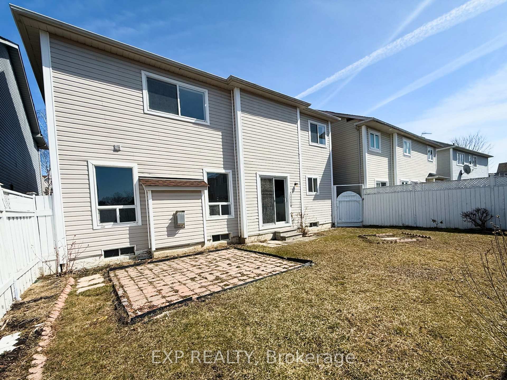 Photo 47 of 58 Greenhalf Drive, Ajax, South East — HOMEH
