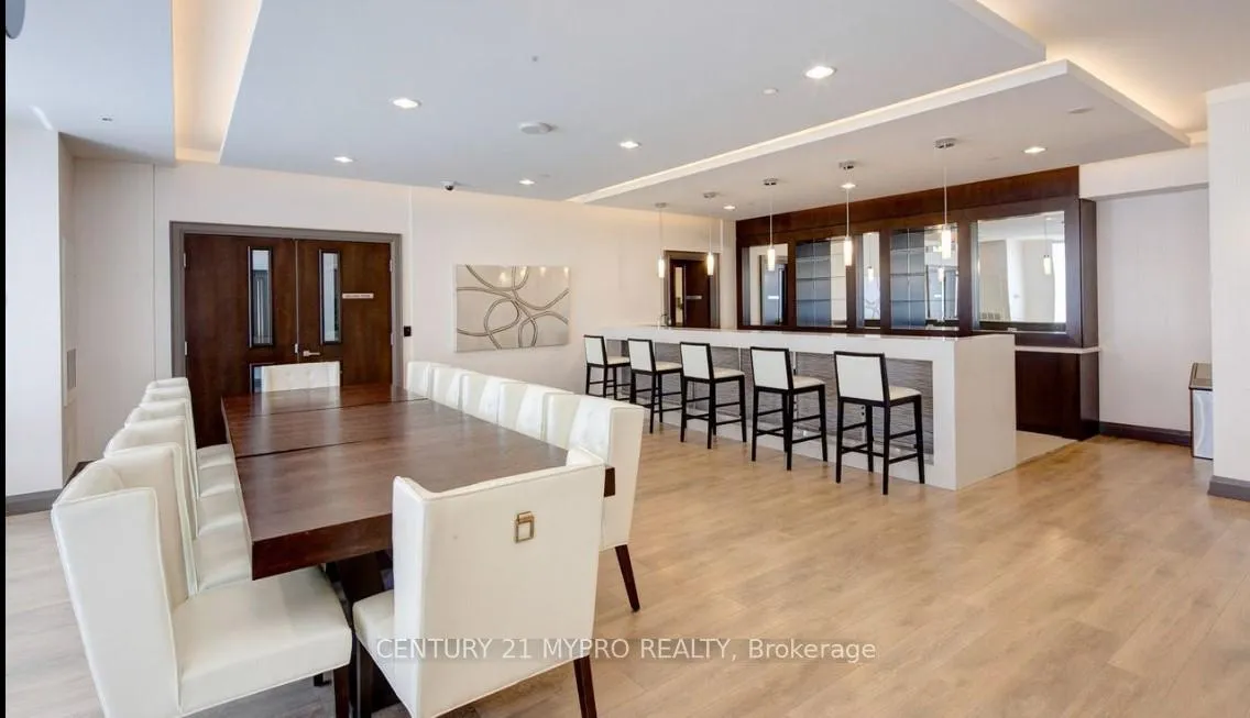 Photo 20 of Unit 908, 7171 Yonge Street, Markham, Thornhill — HOMEH