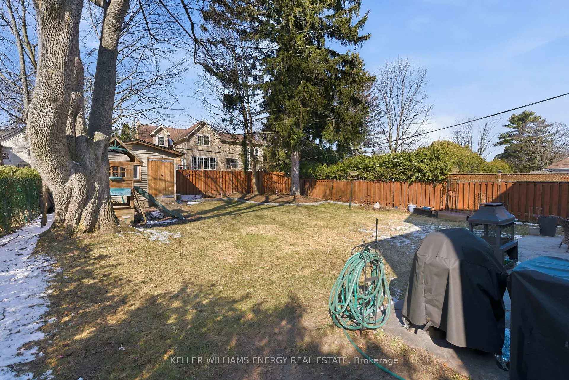 Photo 48 of 748 Mary Street N, Oshawa, Centennial — HOMEH