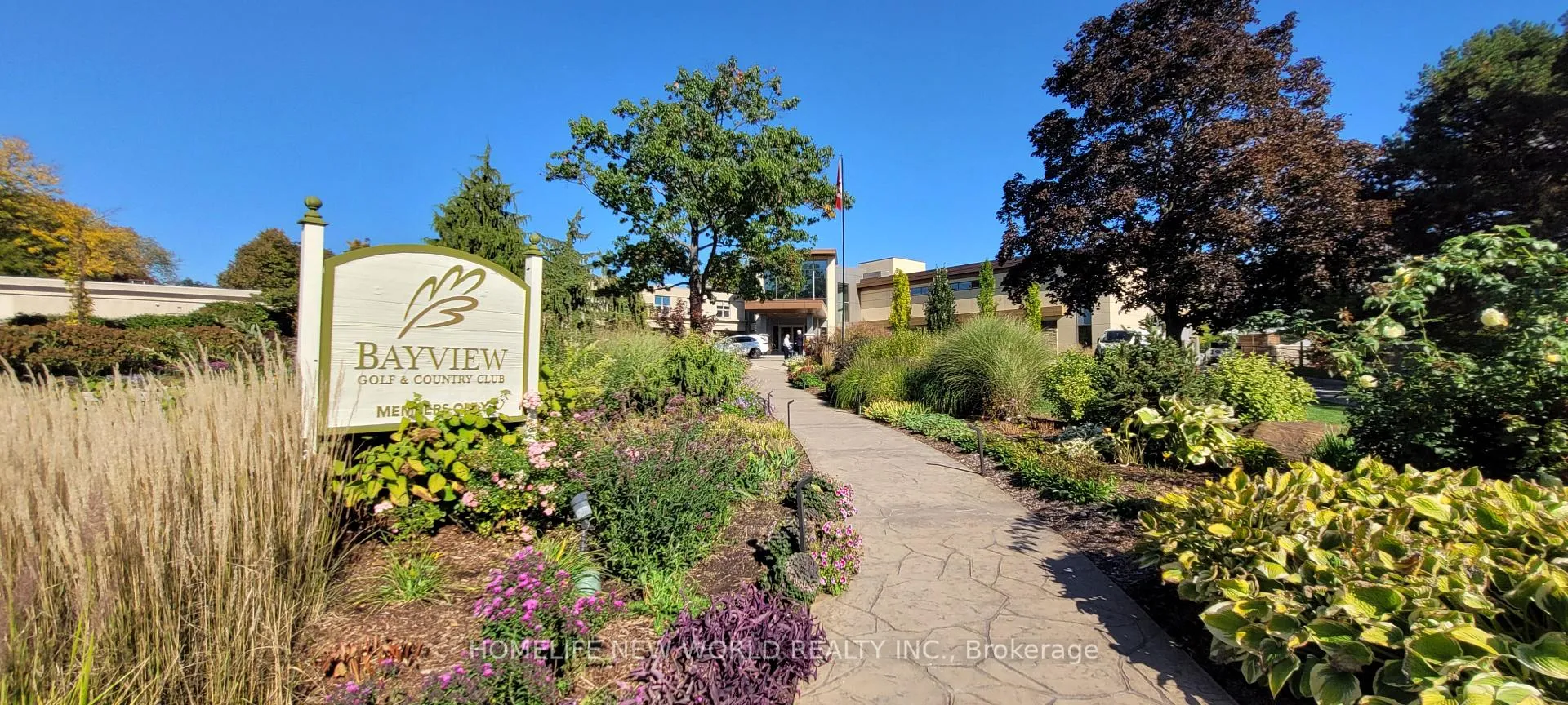 Photo 1 of 11 Fairway Heights Crescent, Markham, Bayview Fairway-Bayview Country Club Estates — HOMEH