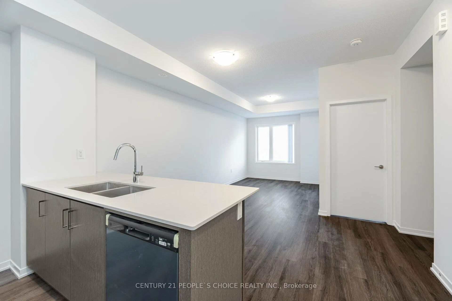 Photo 10 of Unit TH 263, 150 Honeycrisp Crescent, Vaughan, Concord — HOMEH