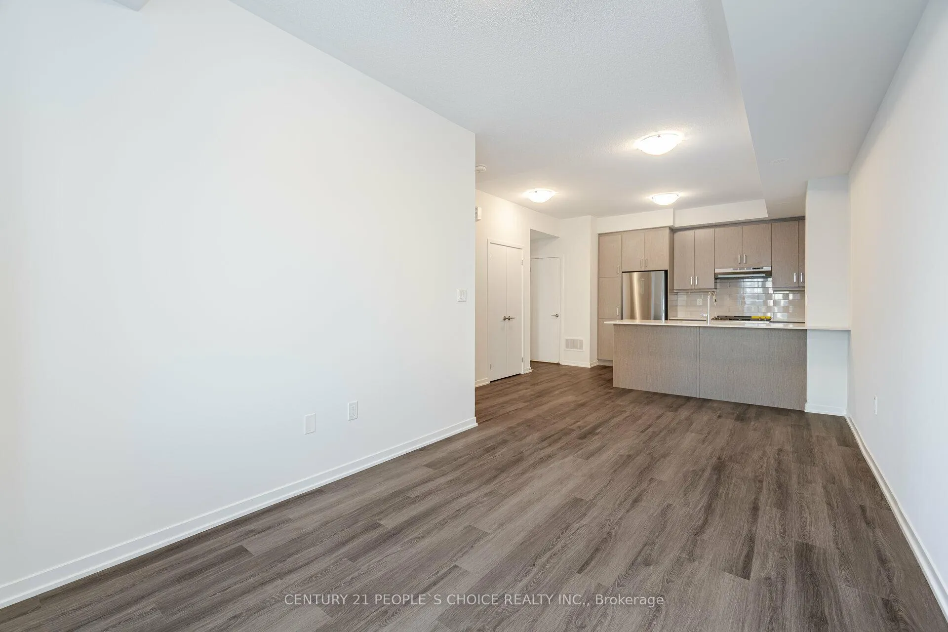 Photo 14 of Unit TH 263, 150 Honeycrisp Crescent, Vaughan, Concord — HOMEH