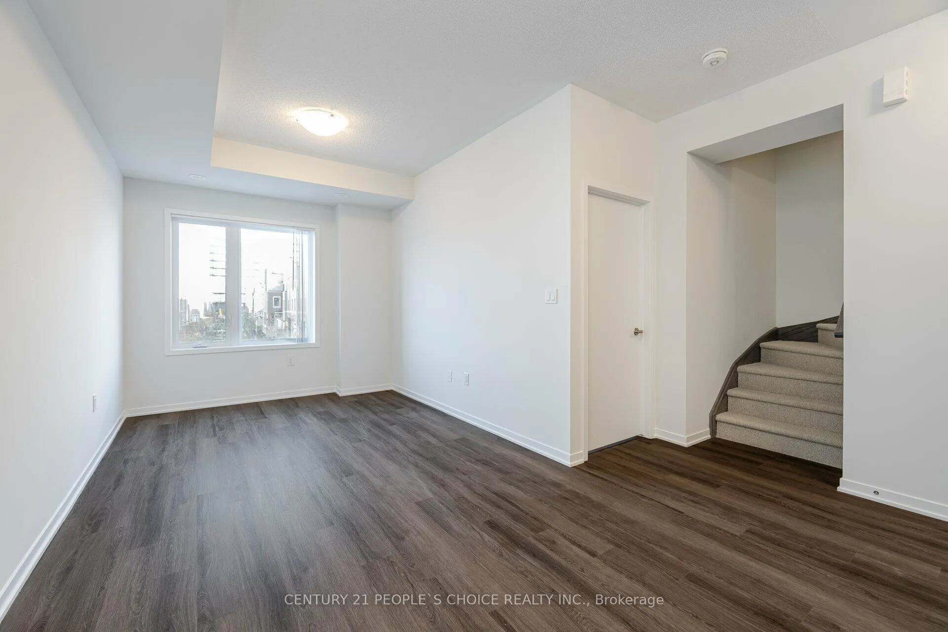 Photo 15 of Unit TH 263, 150 Honeycrisp Crescent, Vaughan, Concord — HOMEH