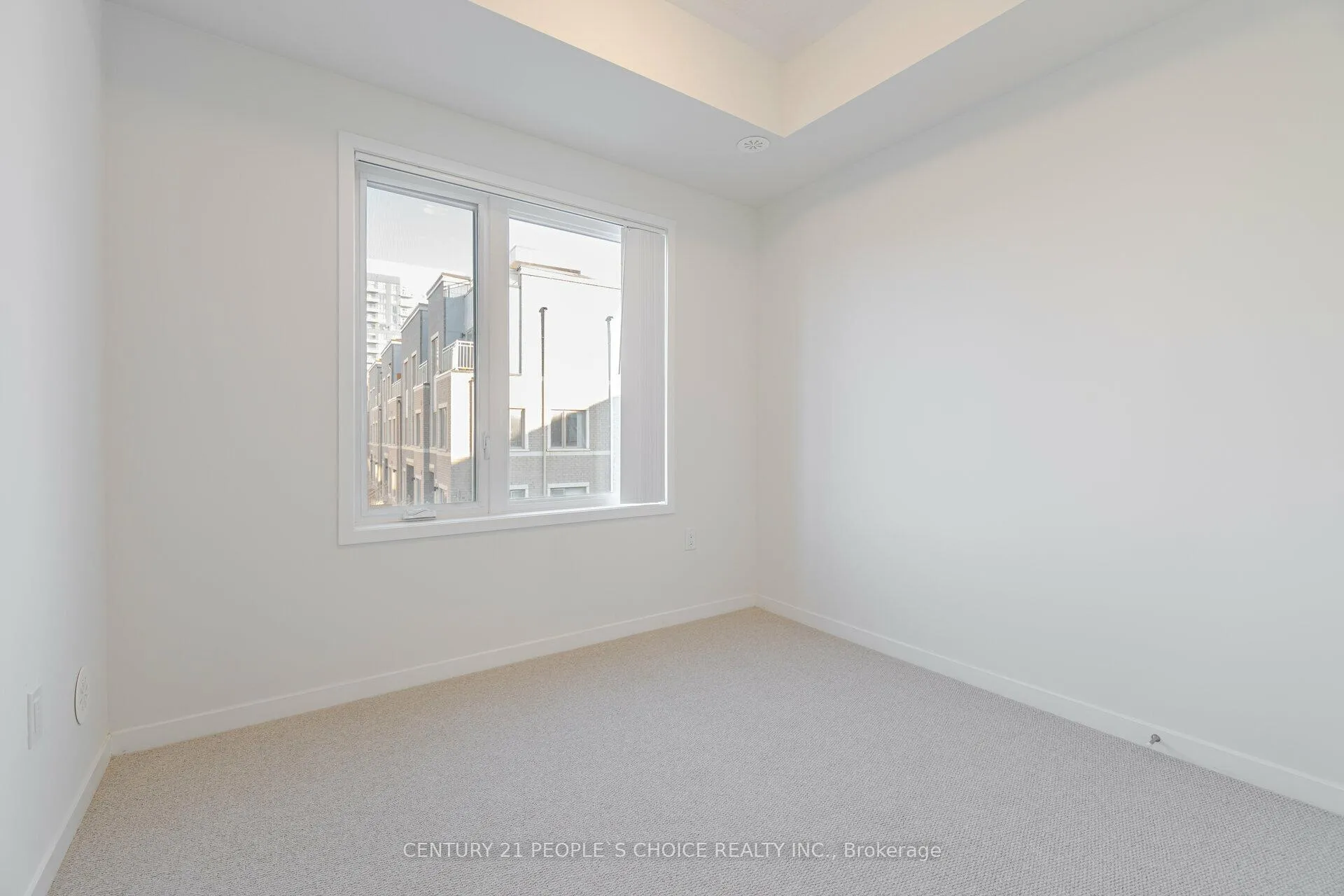 Photo 16 of Unit TH 263, 150 Honeycrisp Crescent, Vaughan, Concord — HOMEH