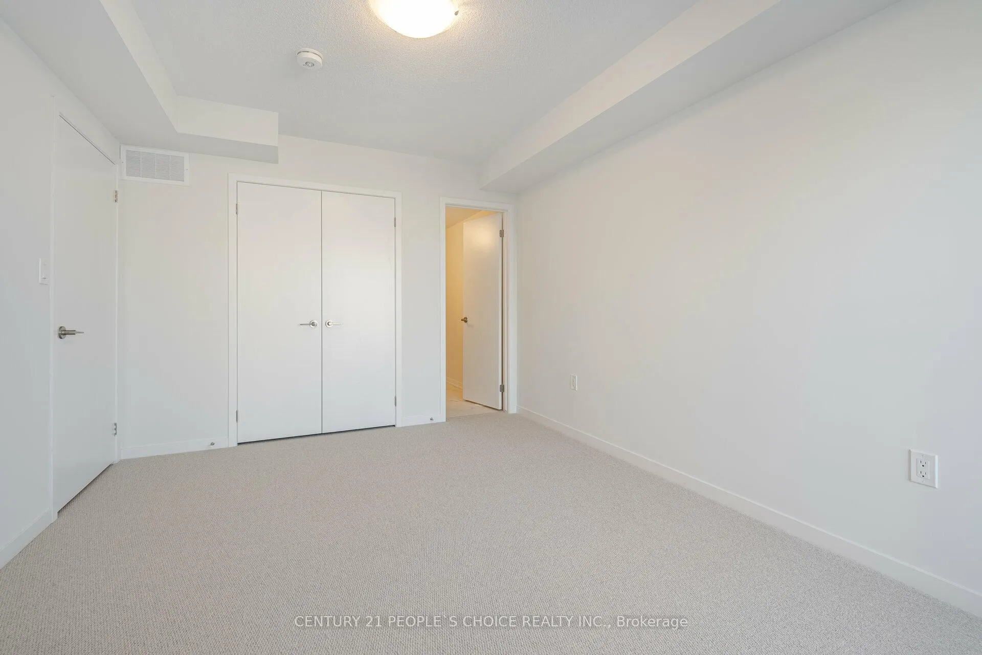 Photo 24 of Unit TH 263, 150 Honeycrisp Crescent, Vaughan, Concord — HOMEH