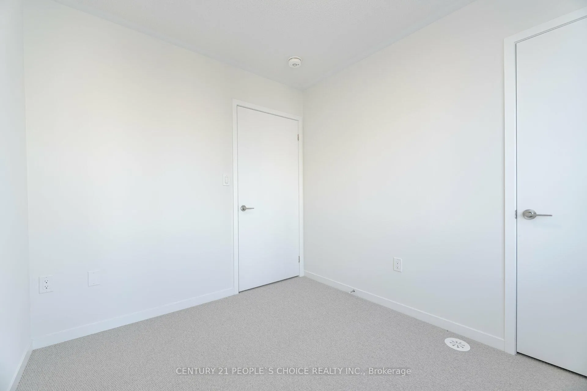 Photo 27 of Unit TH 263, 150 Honeycrisp Crescent, Vaughan, Concord — HOMEH