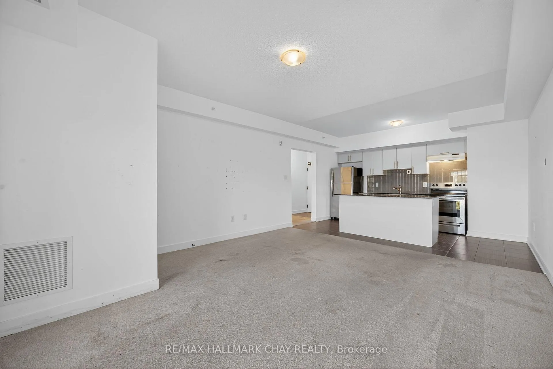Photo 7 of Unit 104, 6 Spice Way, Barrie, Rural Barrie Southeast — HOMEH