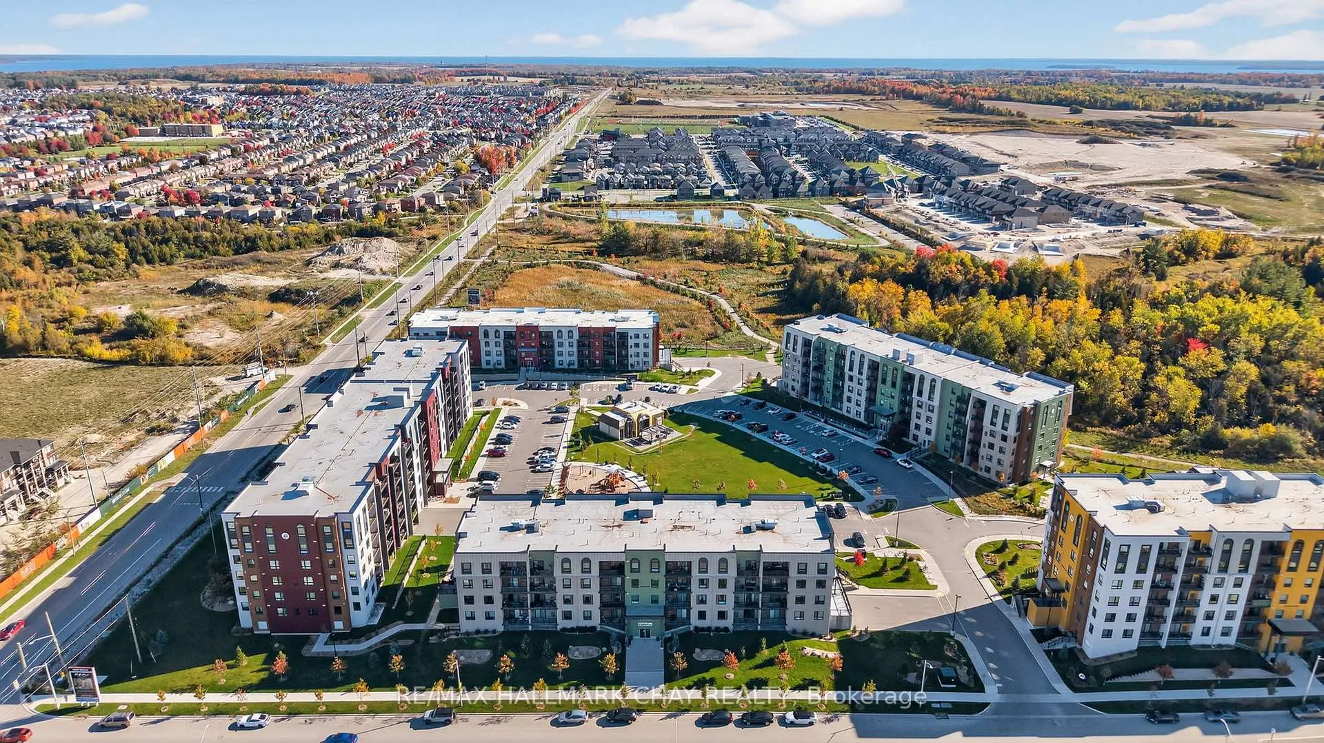 Photo 21 of Unit 104, 6 Spice Way, Barrie, Rural Barrie Southeast — HOMEH