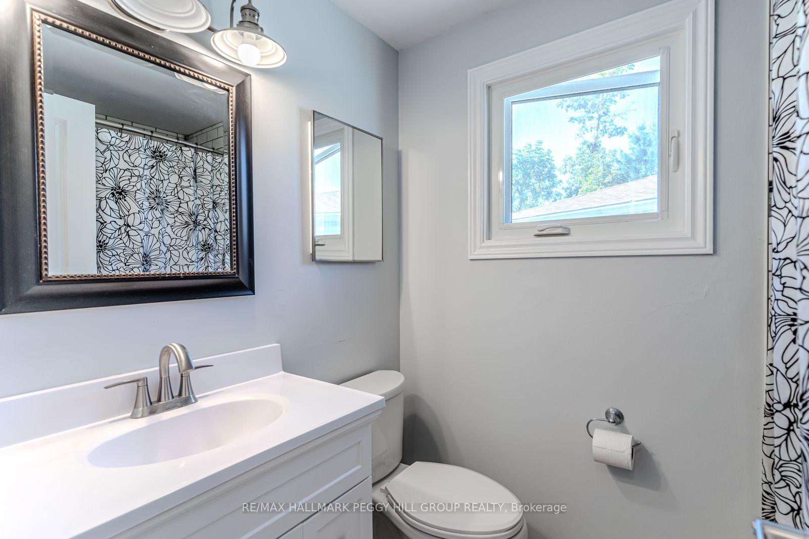 Photo 9 of 51 Robin Court, Barrie, Cundles East — HOMEH